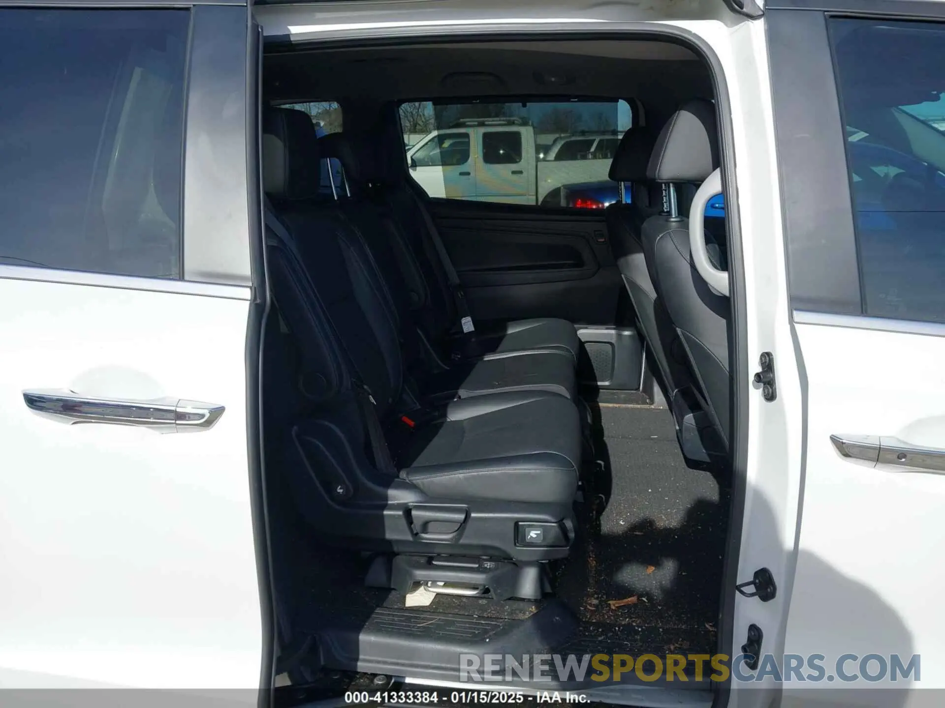 8 fotografías del automóvil dañado 5FNRL6H6XRB070789 HONDA ODYSSEY 2024