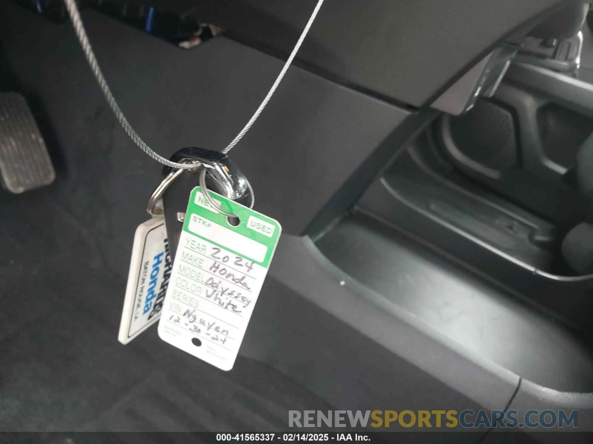 11 fotografías del automóvil dañado 5FNRL6H74RB069338 HONDA ODYSSEY 2024