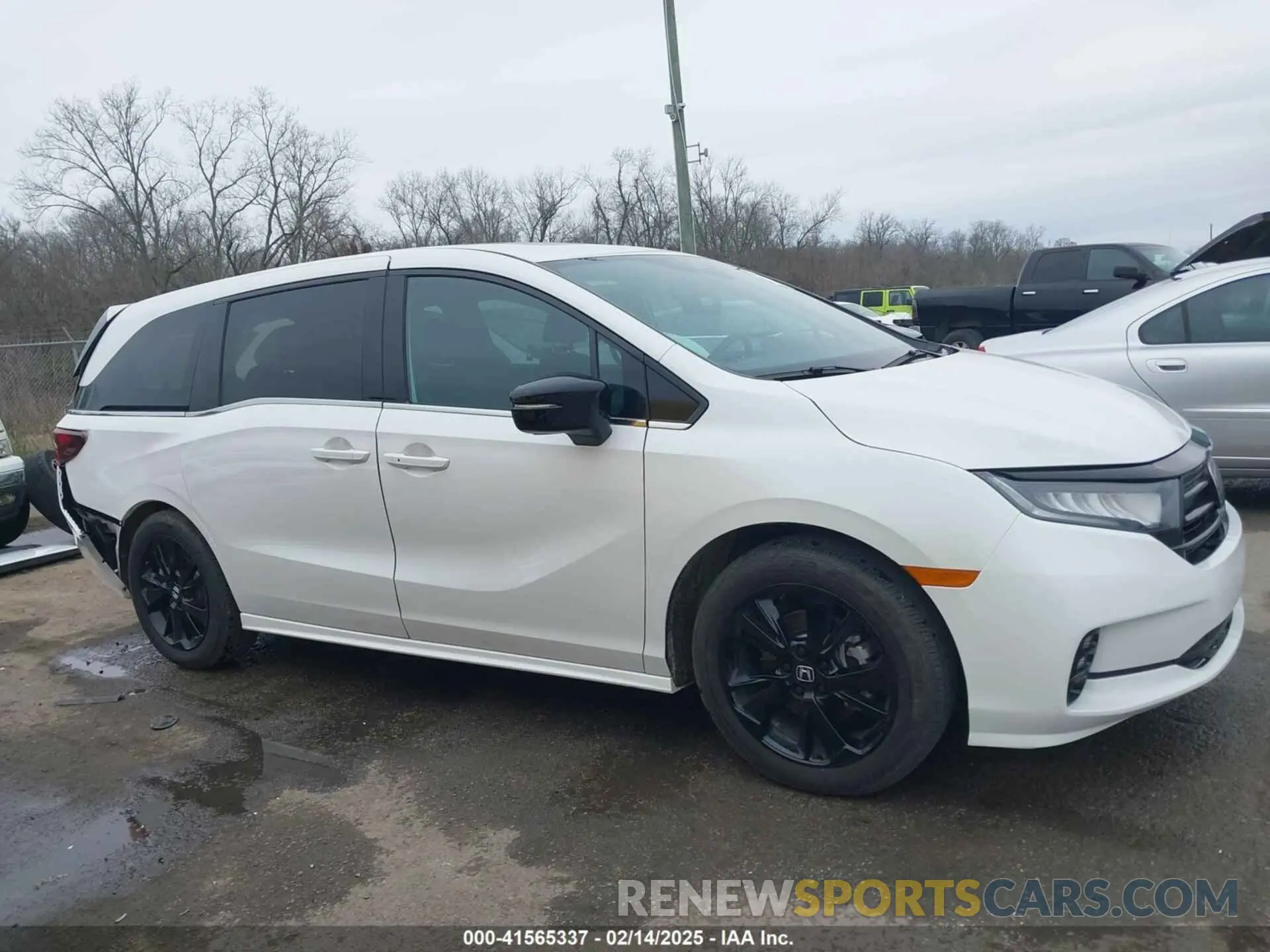 13 fotografías del automóvil dañado 5FNRL6H74RB069338 HONDA ODYSSEY 2024