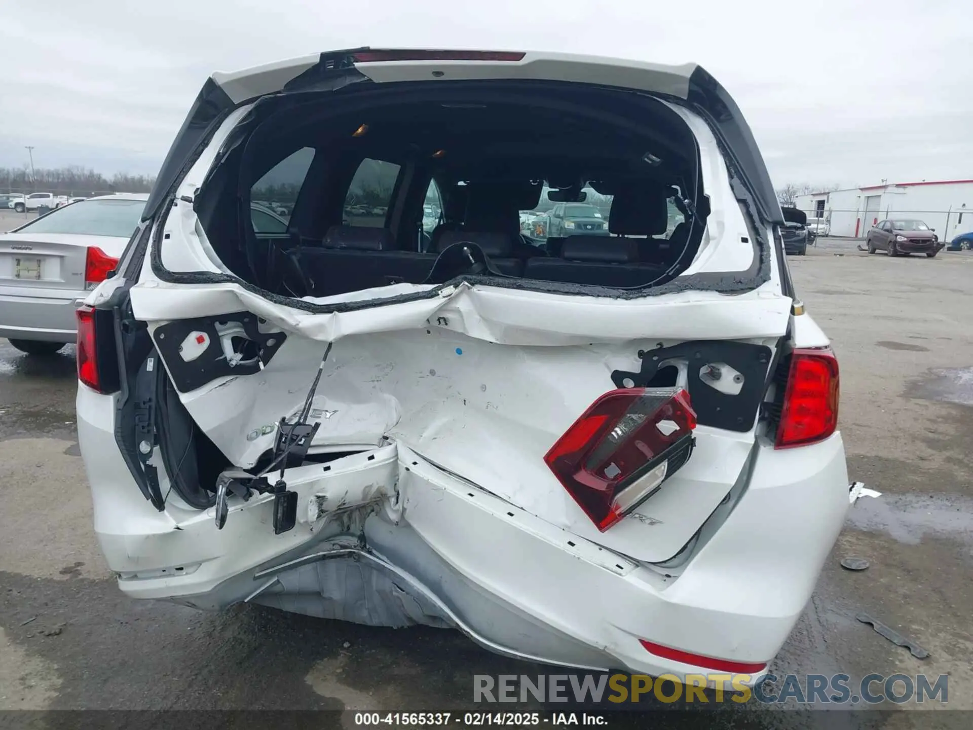 6 fotografías del automóvil dañado 5FNRL6H74RB069338 HONDA ODYSSEY 2024