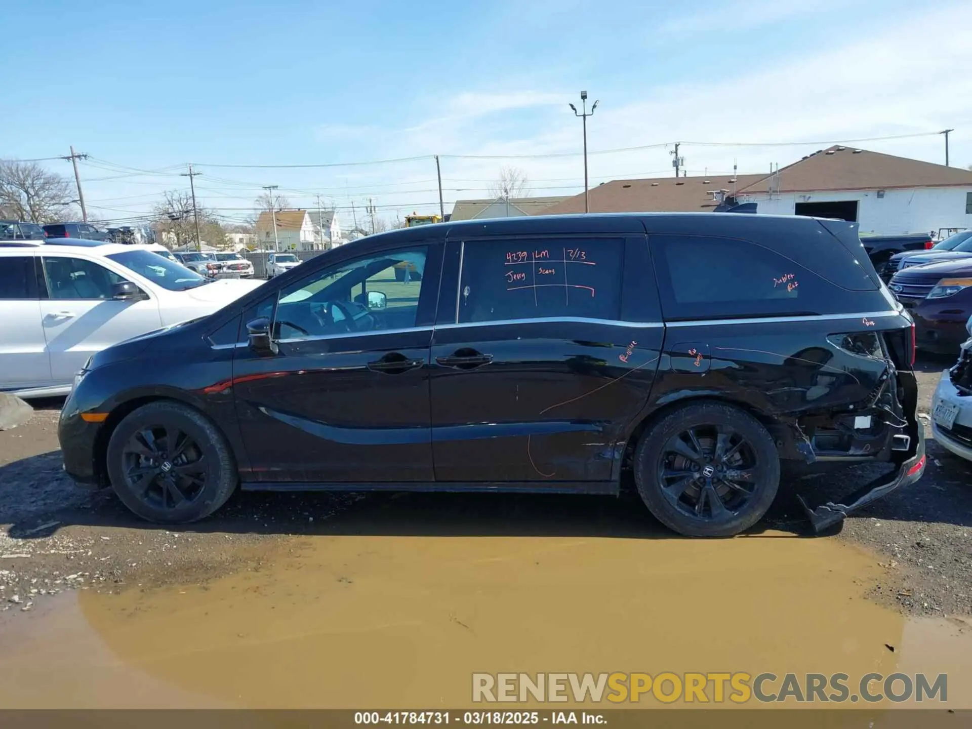 14 fotografías del automóvil dañado 5FNRL6H75RB070899 HONDA ODYSSEY 2024