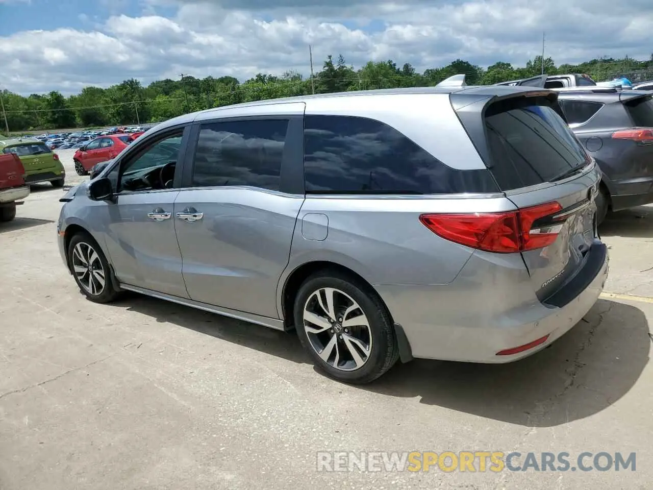 2 fotografías del automóvil dañado 5FNRL6H84RB030595 HONDA ODYSSEY 2024