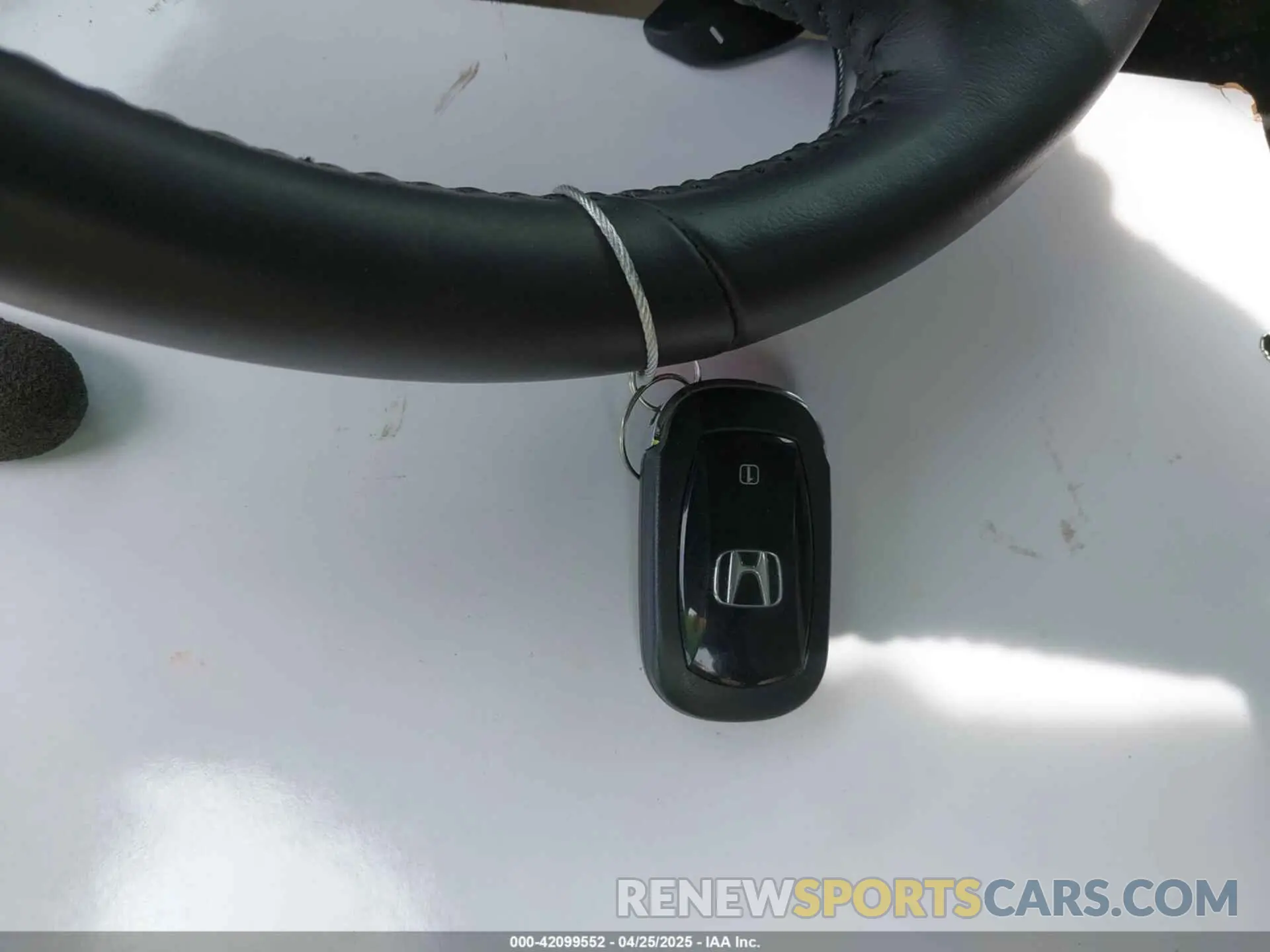 11 fotografías del automóvil dañado 5FNRL6H68SB025274 HONDA ODYSSEY 2025