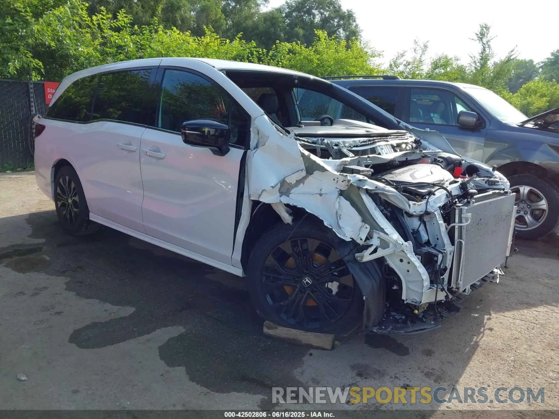 1 fotografías del automóvil dañado 5FNRL6H73SB040452 HONDA ODYSSEY 2025