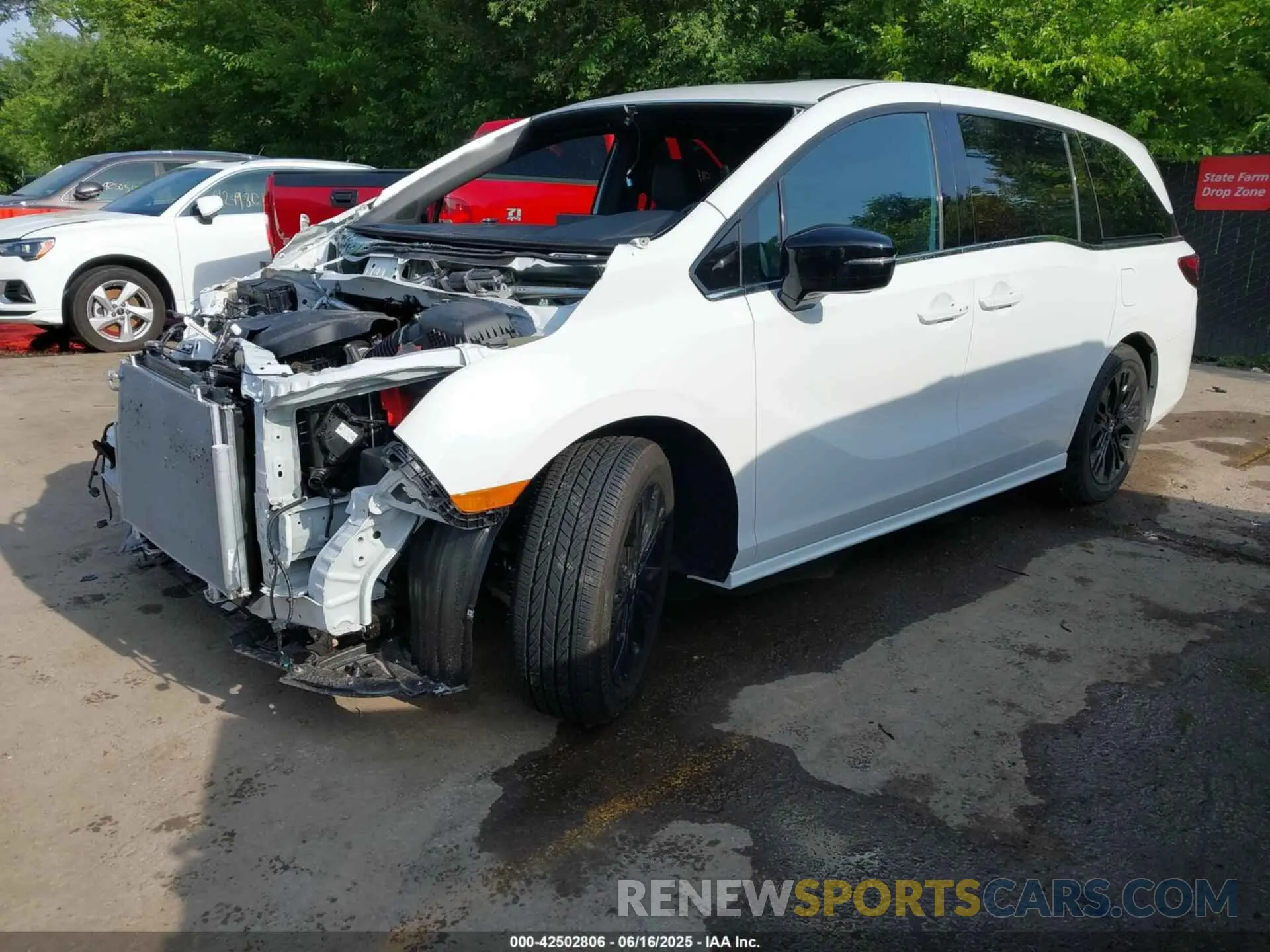 2 fotografías del automóvil dañado 5FNRL6H73SB040452 HONDA ODYSSEY 2025
