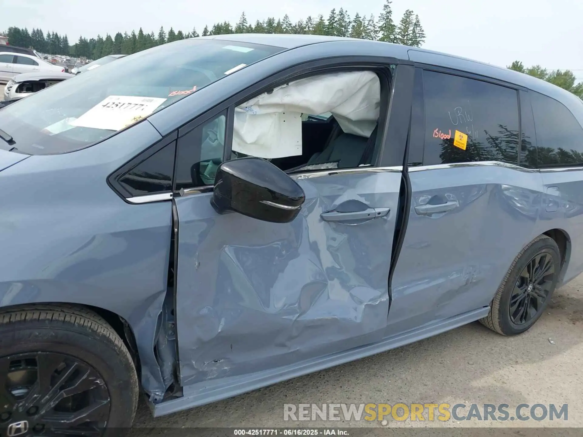 6 fotografías del automóvil dañado 5FNRL6H78SB057215 HONDA ODYSSEY 2025