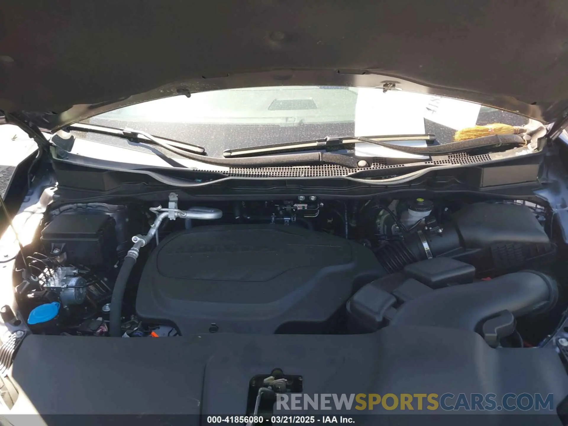 10 fotografías del automóvil dañado 5FNRL6H84SB028769 HONDA ODYSSEY 2025