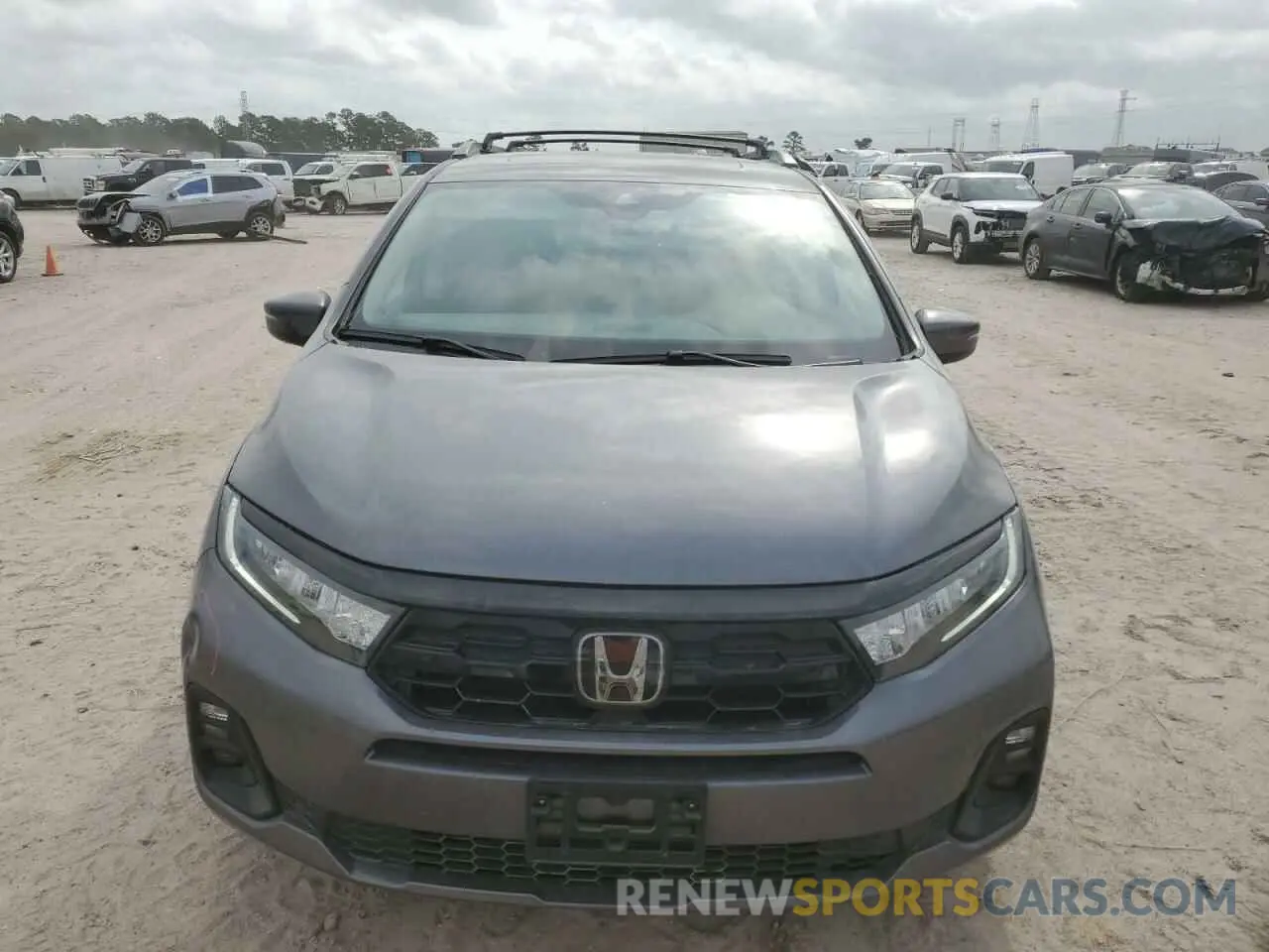5 fotografías del automóvil dañado 5FNRL6H86SB011746 HONDA ODYSSEY 2025