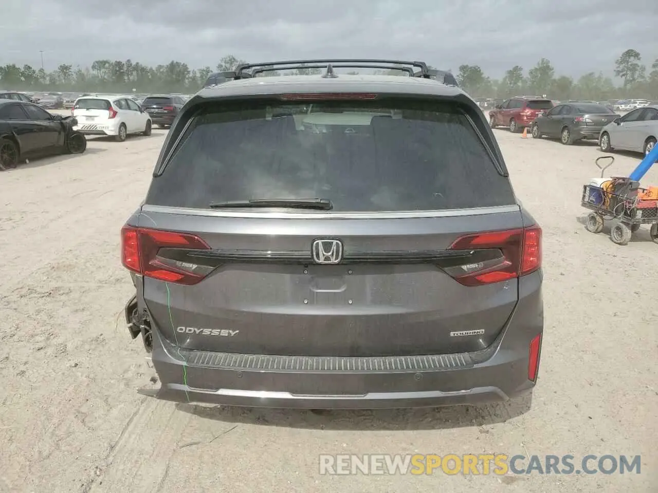 6 fotografías del automóvil dañado 5FNRL6H86SB011746 HONDA ODYSSEY 2025