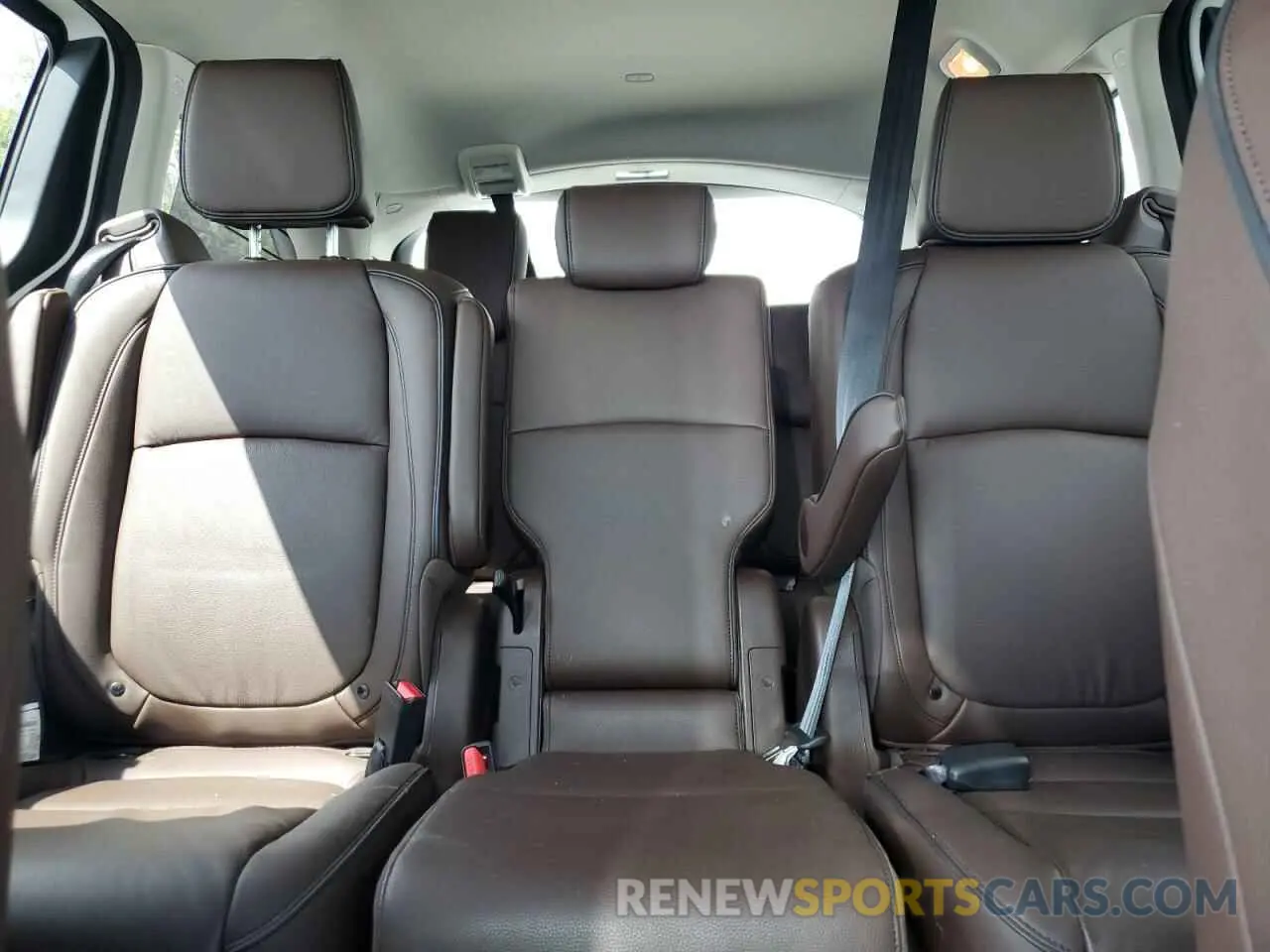 10 fotografías del automóvil dañado 5FNRL6H87SB001792 HONDA ODYSSEY 2025