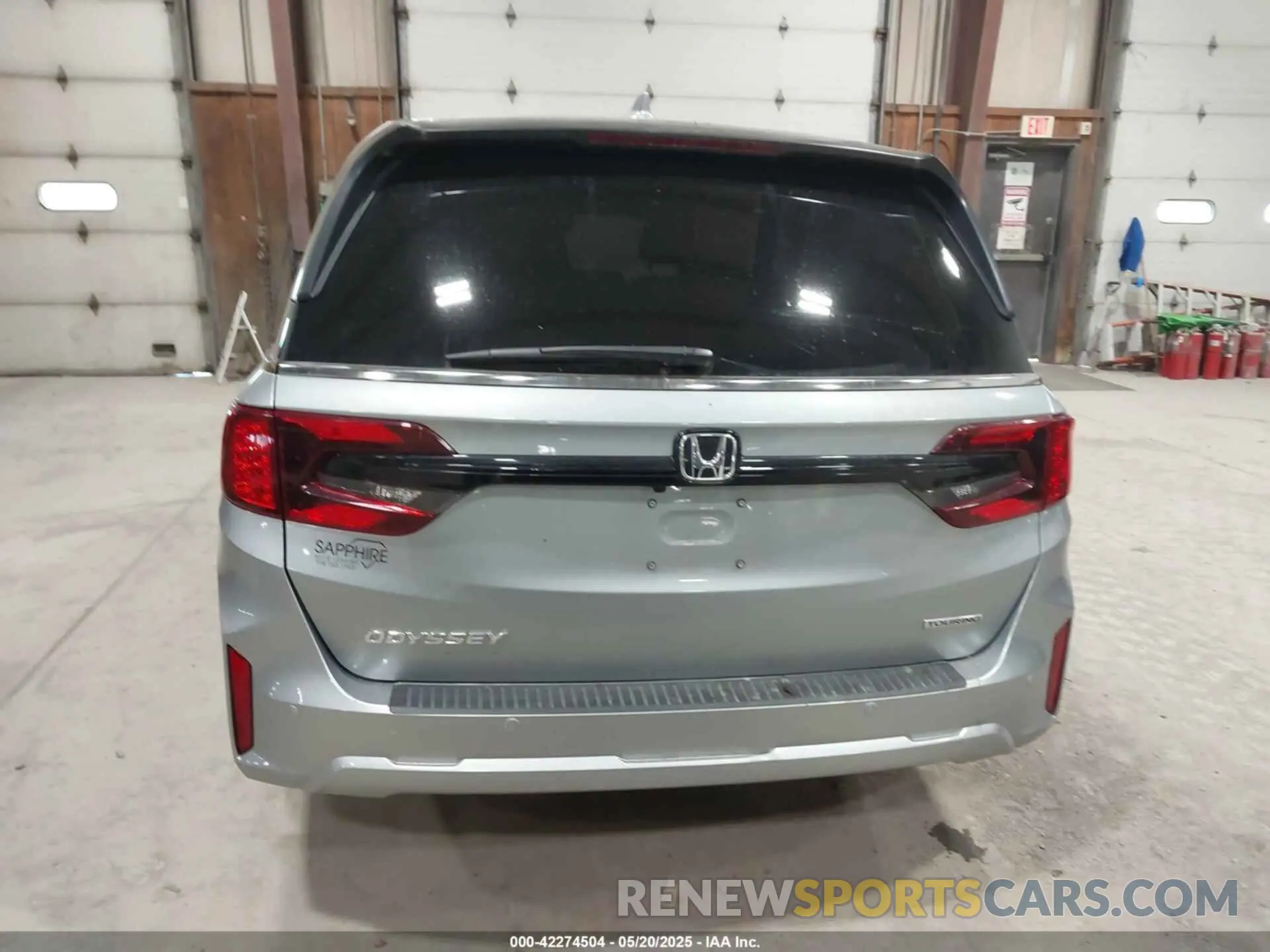 16 fotografías del automóvil dañado 5FNRL6H89SB015127 HONDA ODYSSEY 2025