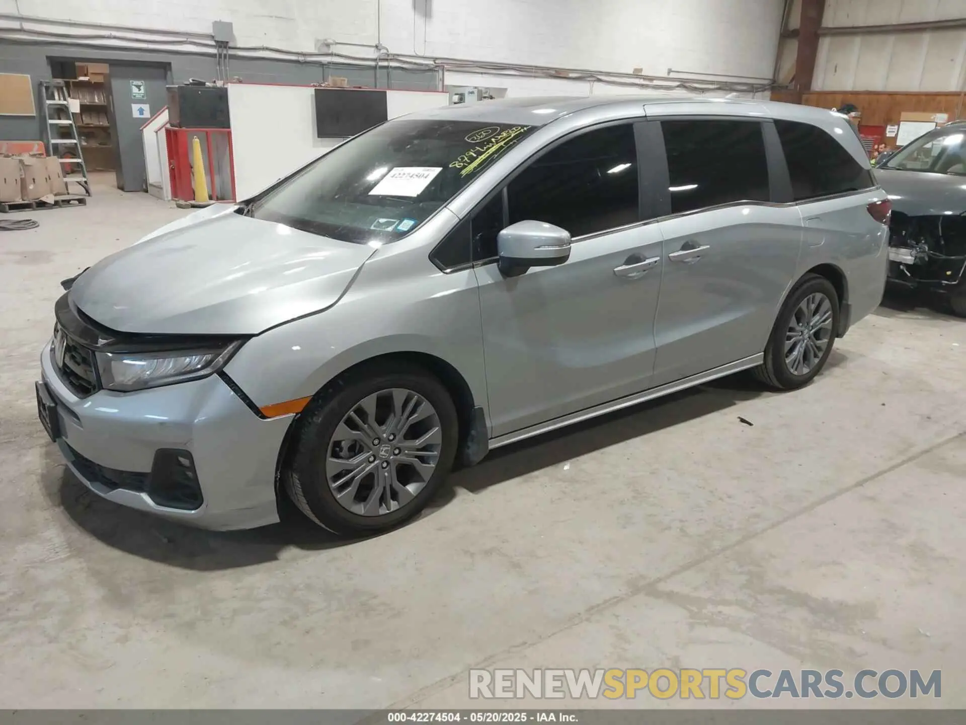 2 fotografías del automóvil dañado 5FNRL6H89SB015127 HONDA ODYSSEY 2025