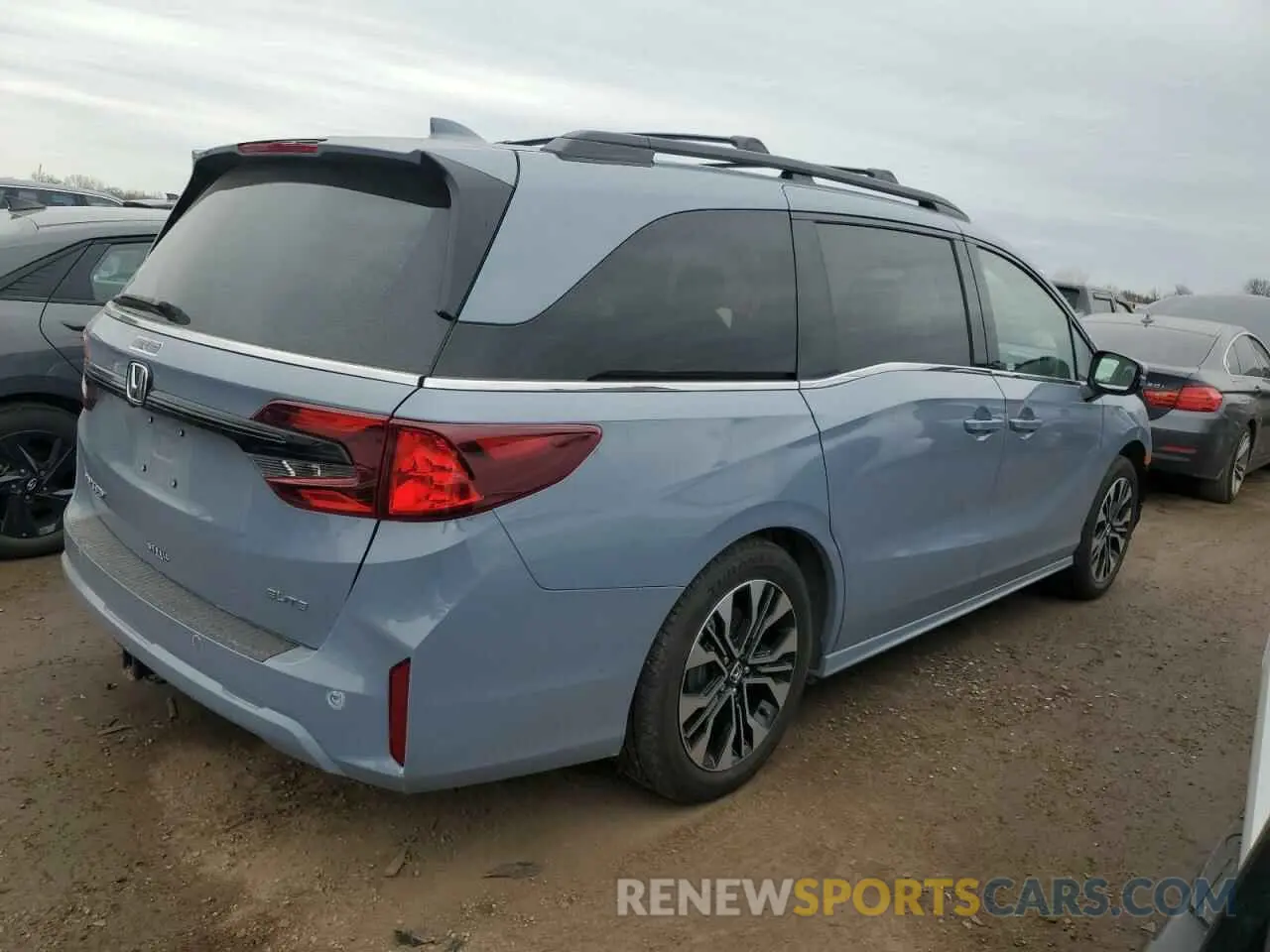 3 fotografías del automóvil dañado 5FNRL6H94SB022639 HONDA ODYSSEY 2025