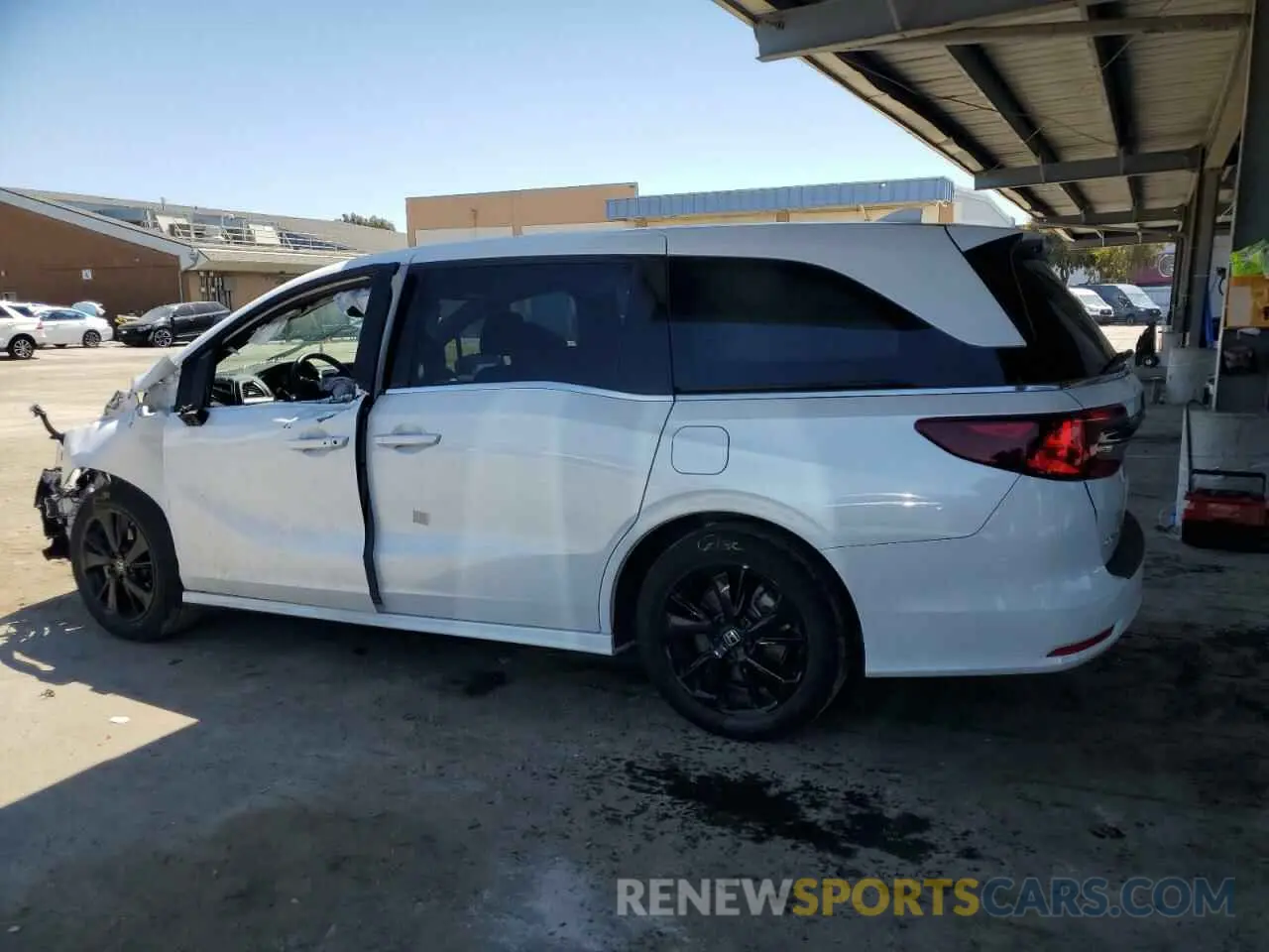2 fotografías del automóvil dañado 5FNRL6H7XPB056154 HONDA ODYSSEY SP 2023
