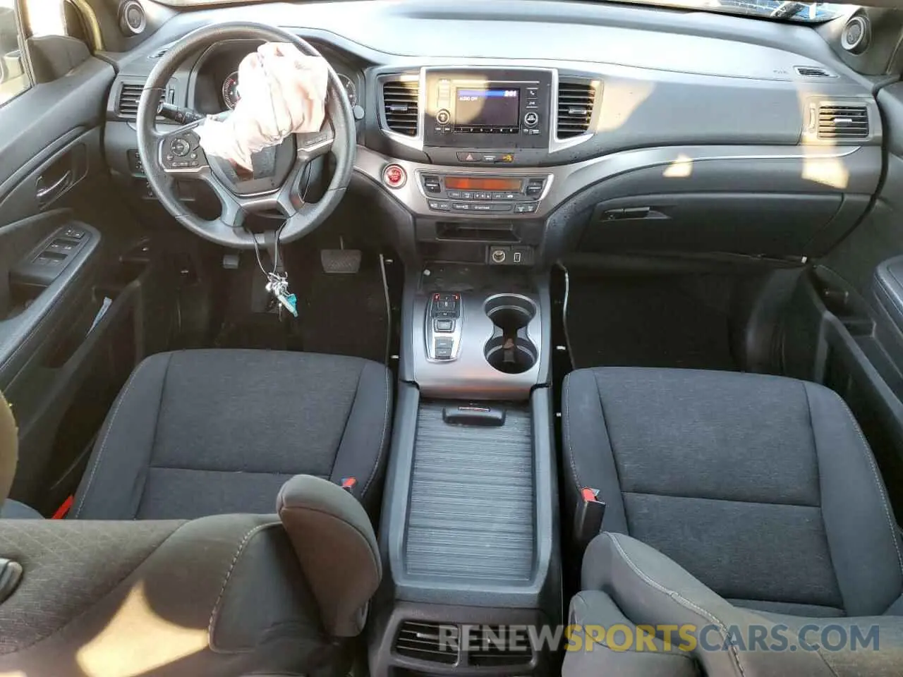 8 fotografías del automóvil dañado 5FNYF7H20KB004246 HONDA PASSPORT 2019