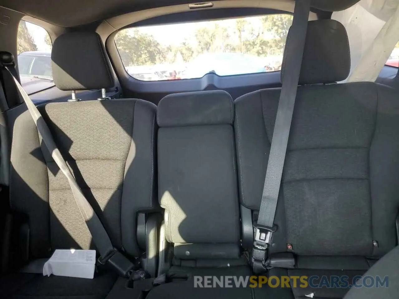 10 fotografías del automóvil dañado 5FNYF7H29KB004665 HONDA PASSPORT 2019