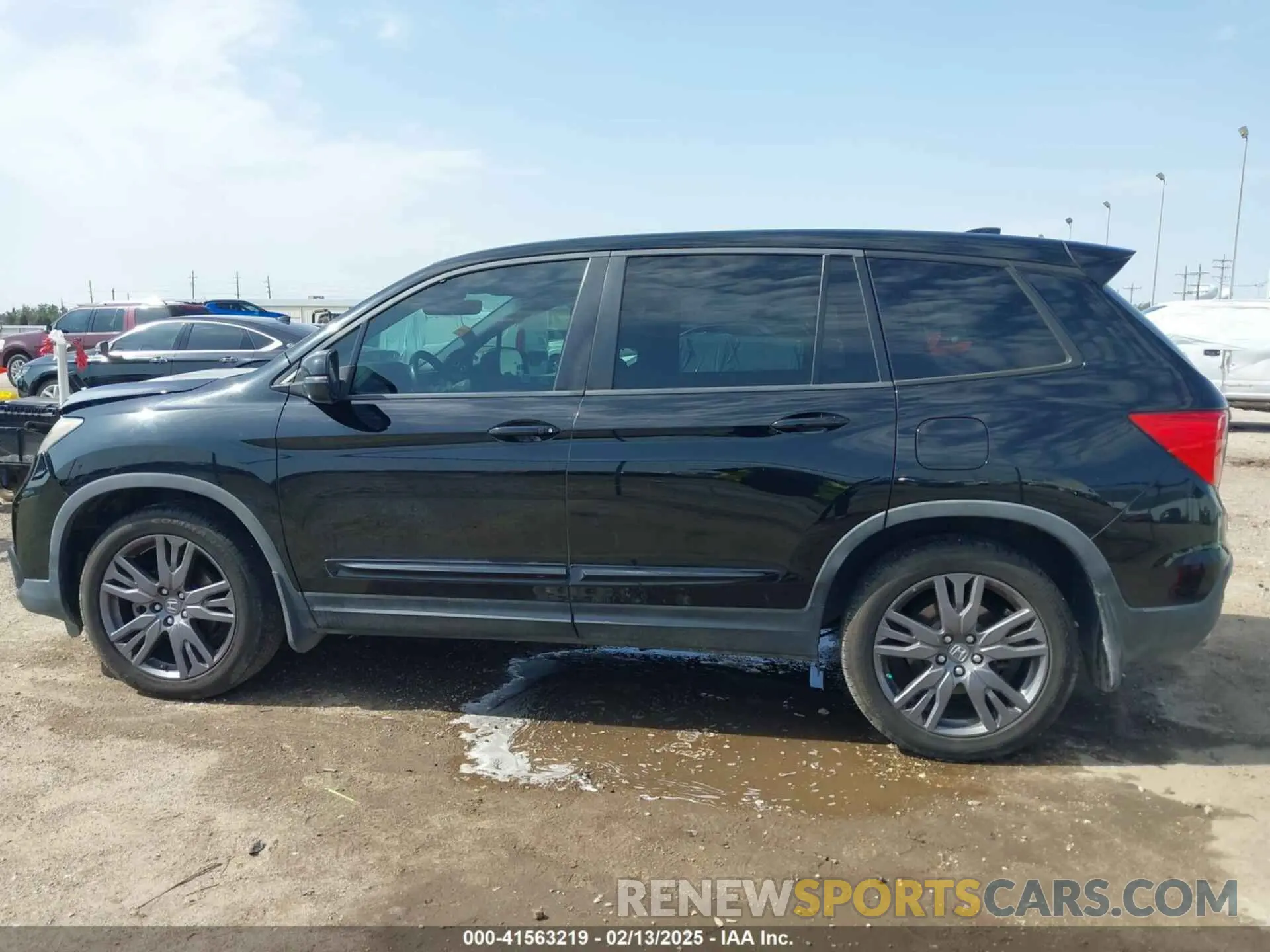 14 fotografías del automóvil dañado 5FNYF7H59KB003011 HONDA PASSPORT 2019