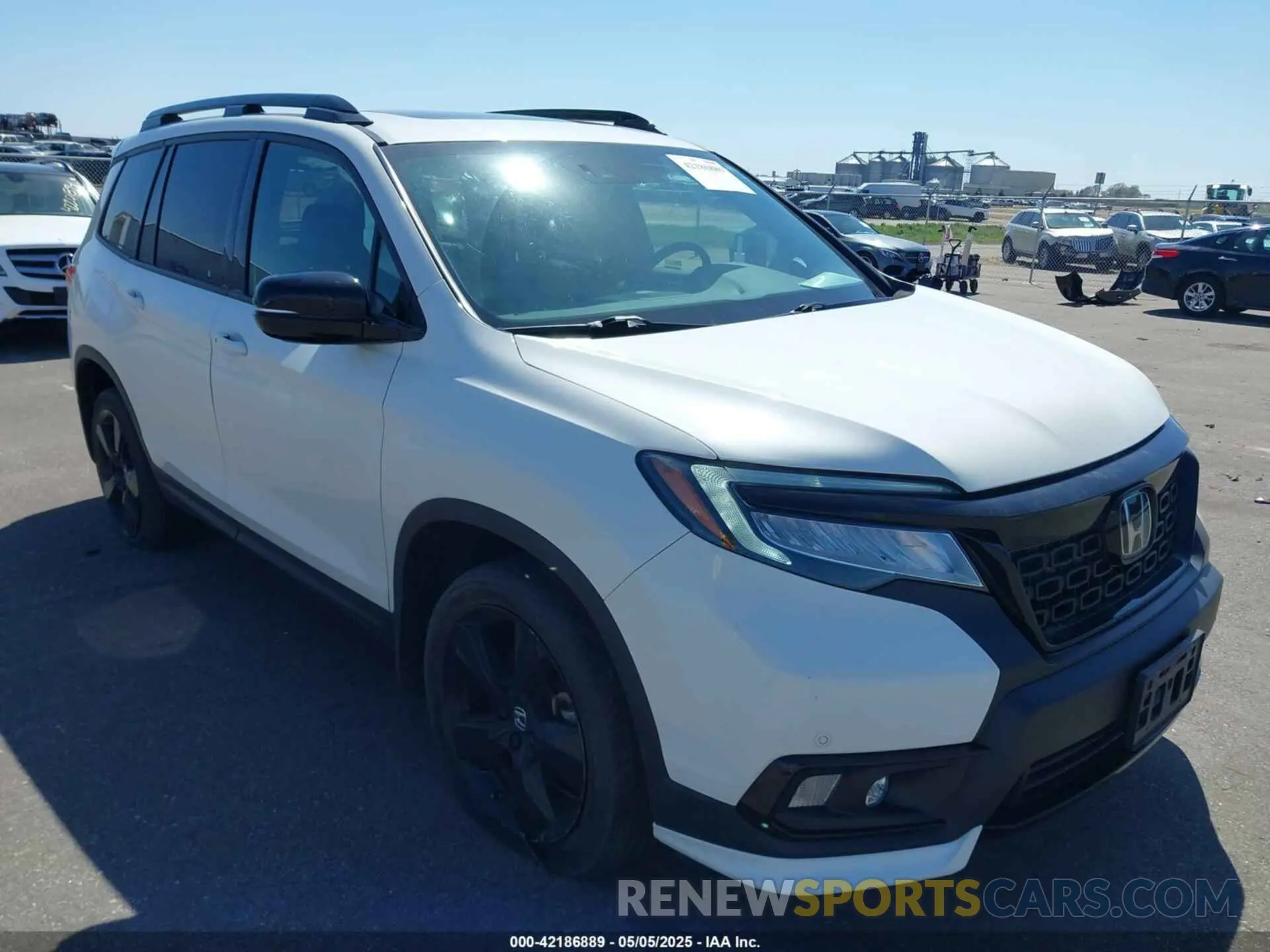 1 fotografías del automóvil dañado 5FNYF8H00KB006986 HONDA PASSPORT 2019