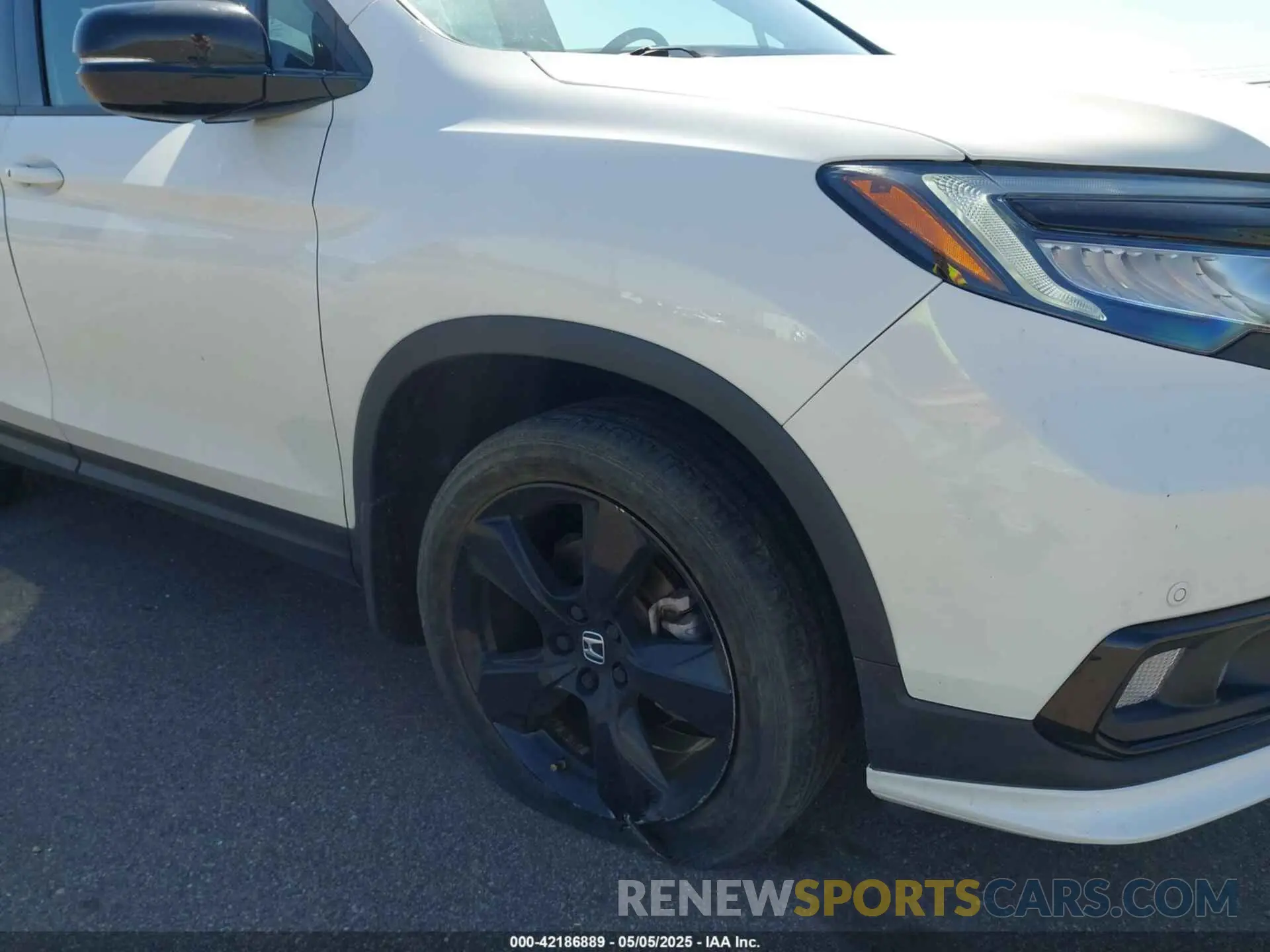 6 fotografías del automóvil dañado 5FNYF8H00KB006986 HONDA PASSPORT 2019