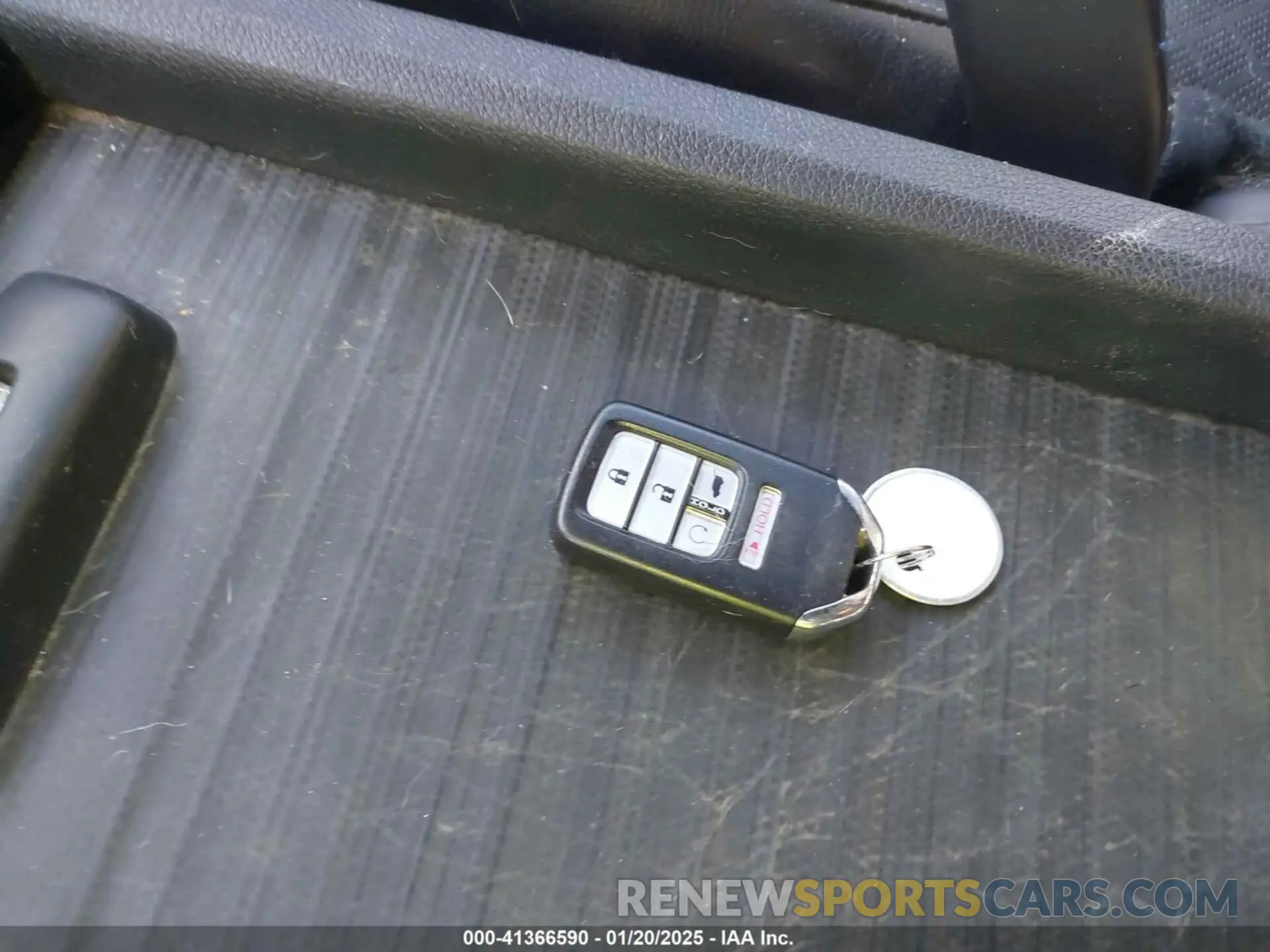 11 fotografías del automóvil dañado 5FNYF8H03KB007307 HONDA PASSPORT 2019