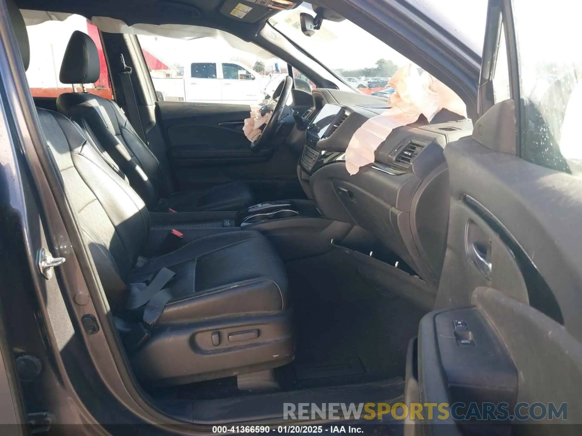 5 fotografías del automóvil dañado 5FNYF8H03KB007307 HONDA PASSPORT 2019