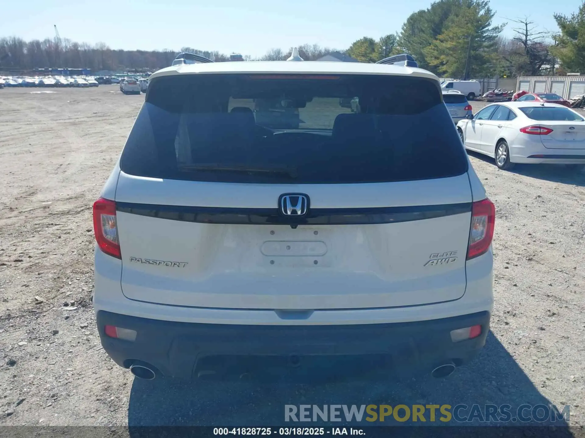16 fotografías del automóvil dañado 5FNYF8H04KB005307 HONDA PASSPORT 2019