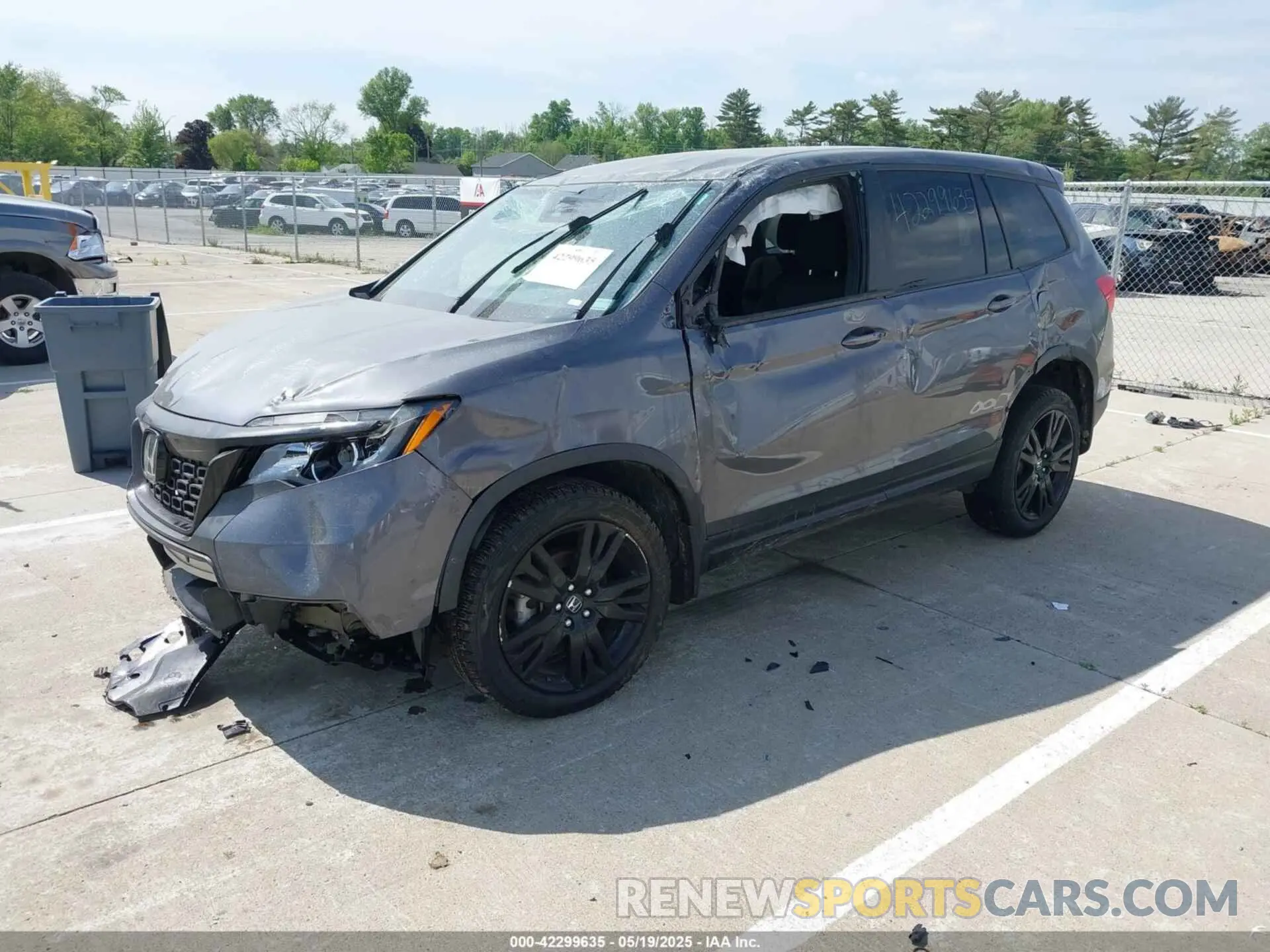 2 fotografías del automóvil dañado 5FNYF8H27KB002001 HONDA PASSPORT 2019