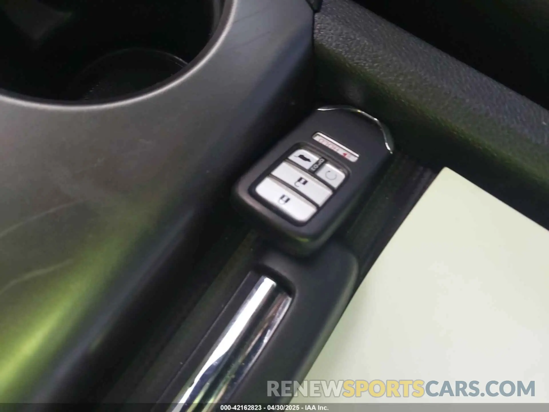 11 fotografías del automóvil dañado 5FNYF8H51KB028703 HONDA PASSPORT 2019