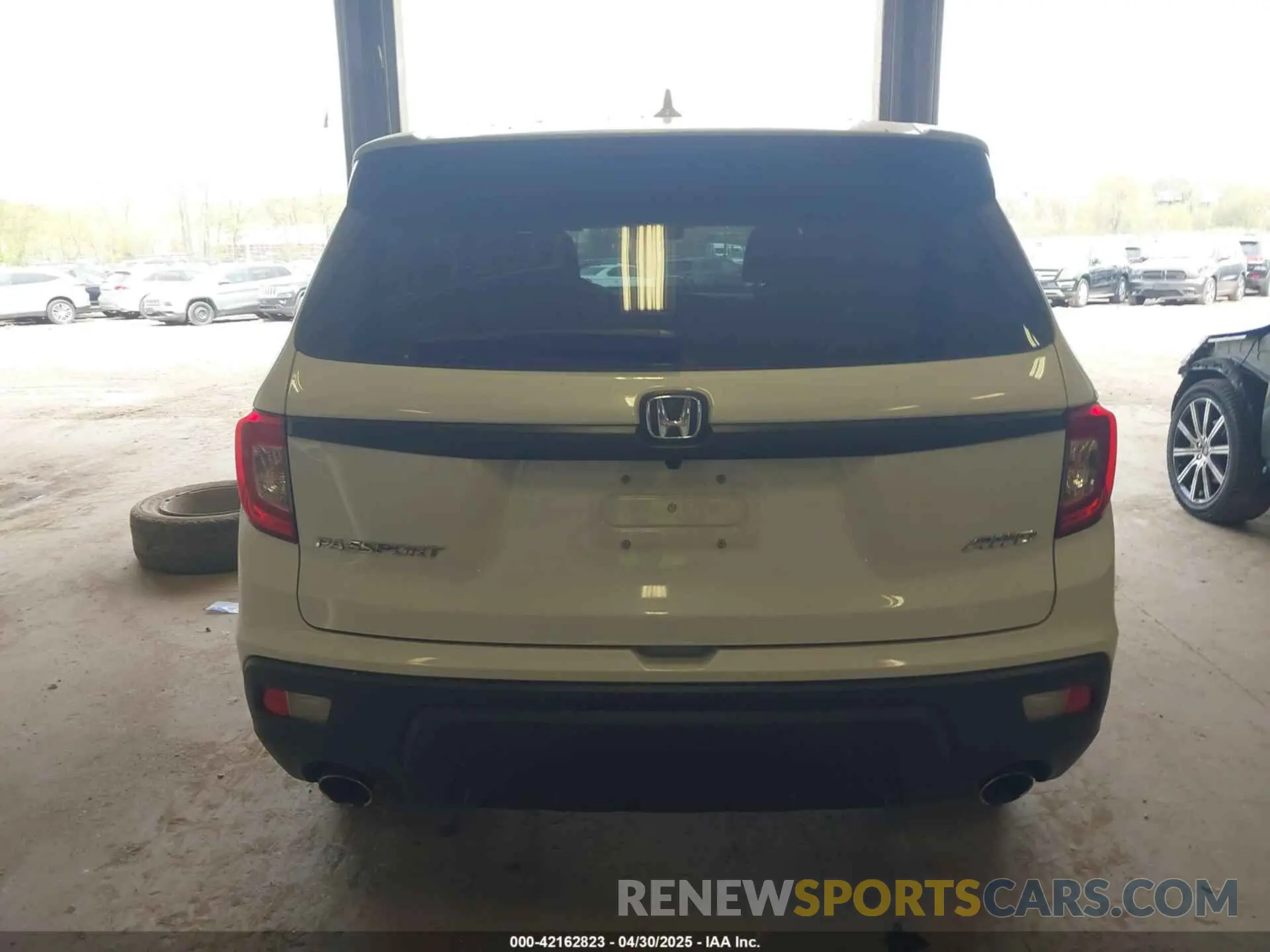16 fotografías del automóvil dañado 5FNYF8H51KB028703 HONDA PASSPORT 2019