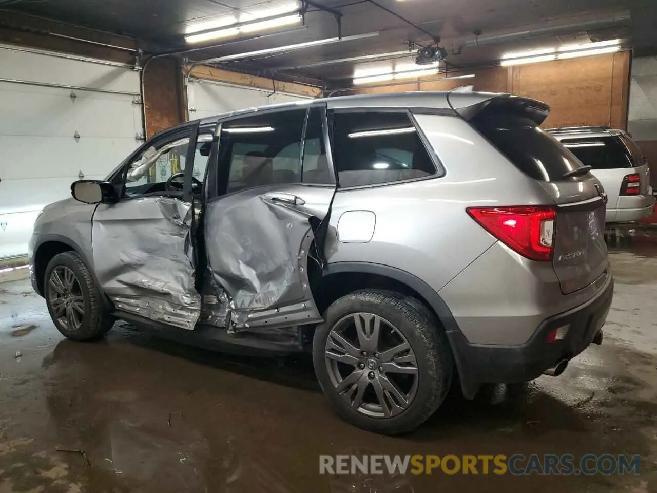 2 fotografías del automóvil dañado 5FNYF8H59KB019537 HONDA PASSPORT 2019