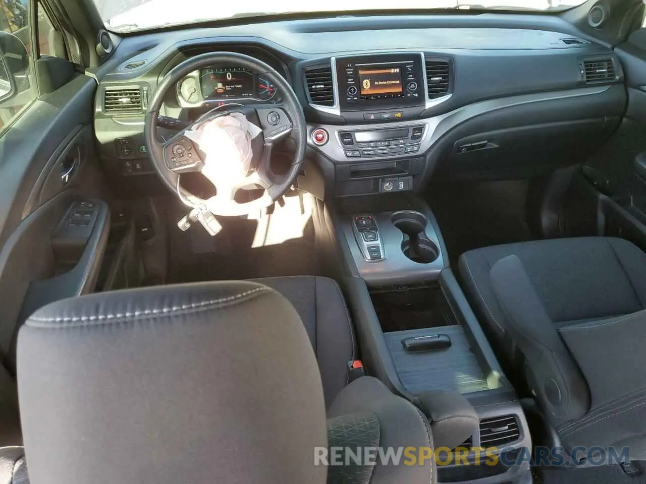 8 fotografías del automóvil dañado 5FNYF7H27LB005573 HONDA PASSPORT 2020