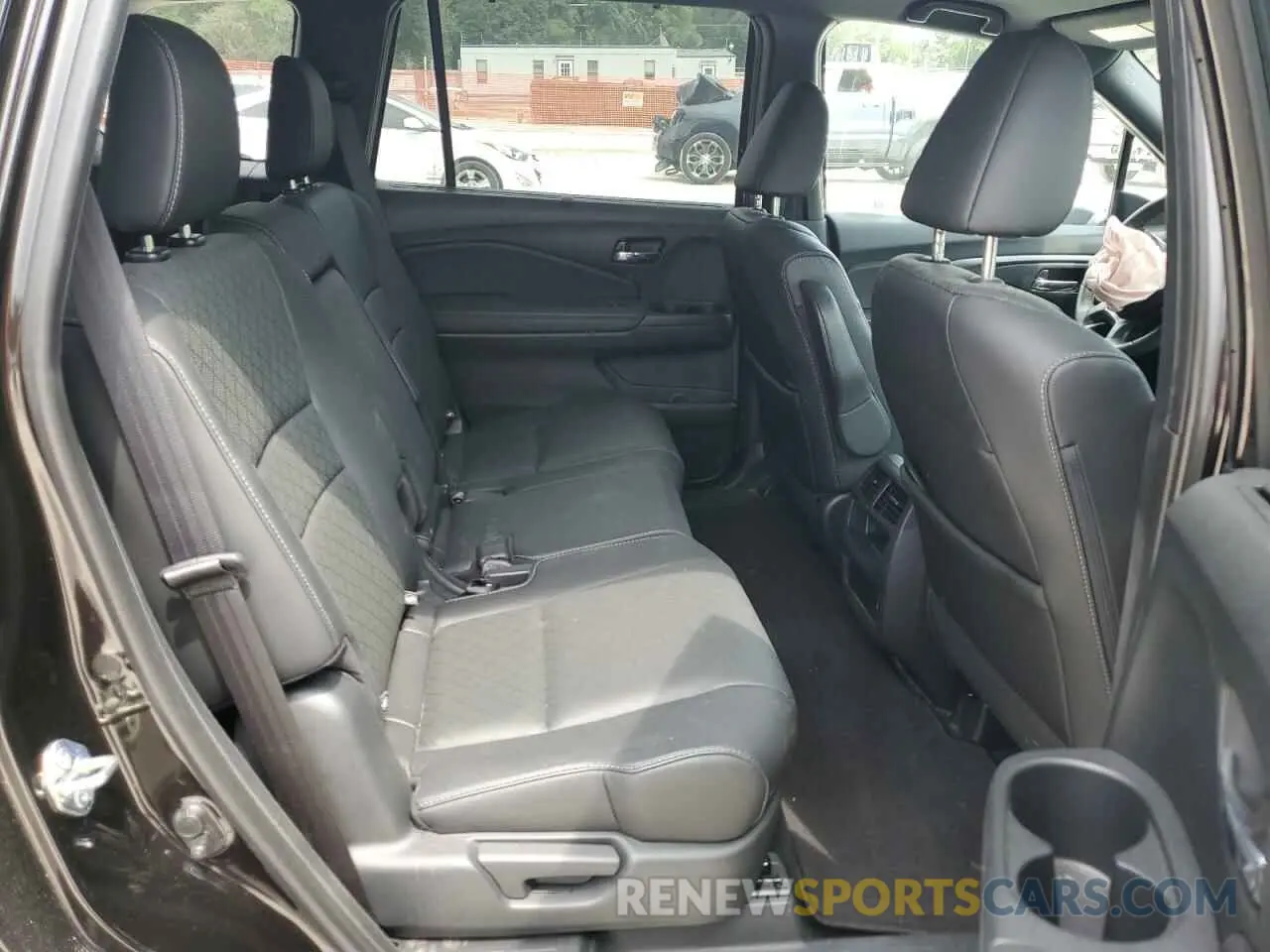 11 fotografías del automóvil dañado 5FNYF7H51LB004574 HONDA PASSPORT 2020