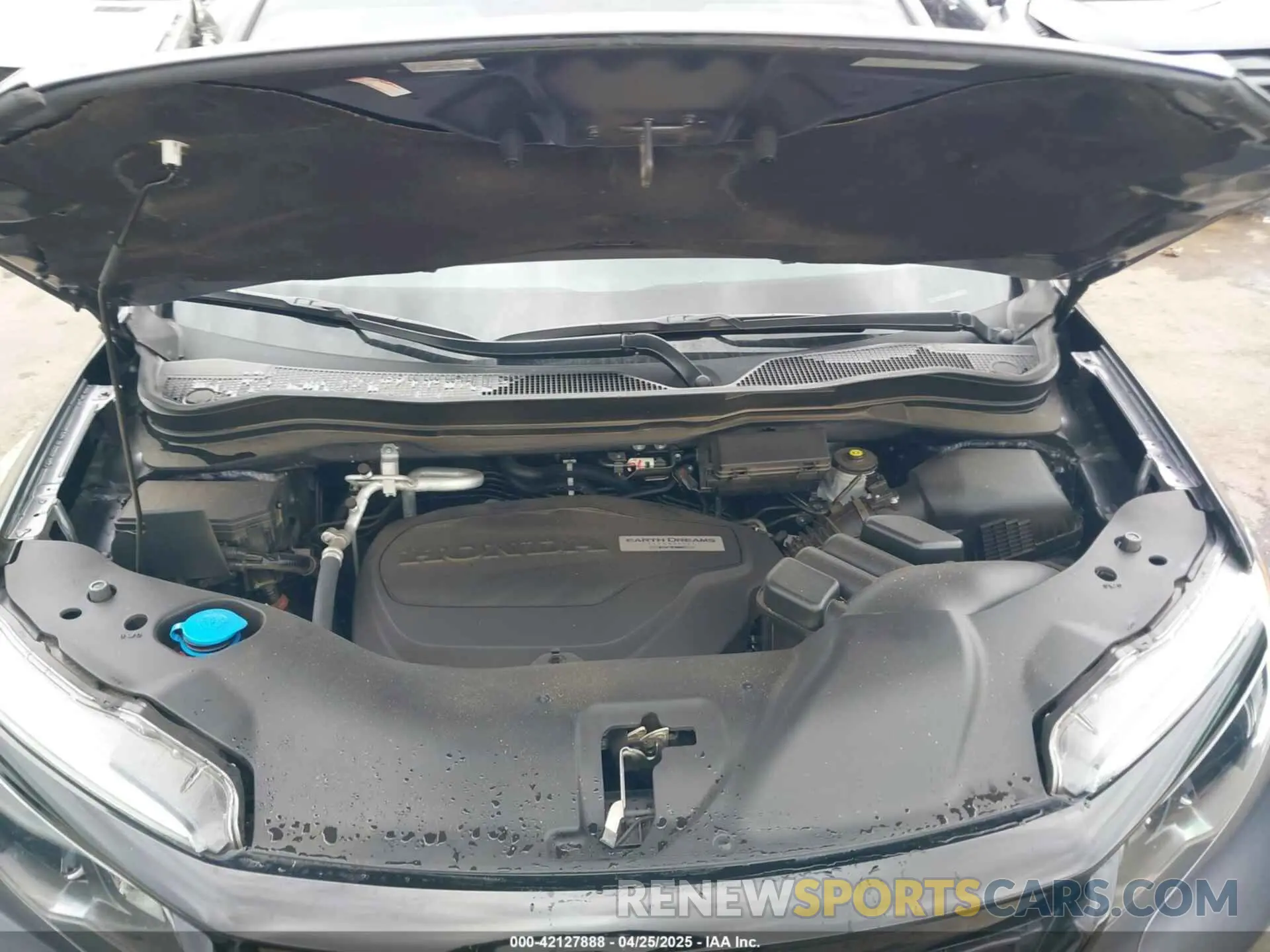 10 fotografías del automóvil dañado 5FNYF7H57LB000657 HONDA PASSPORT 2020