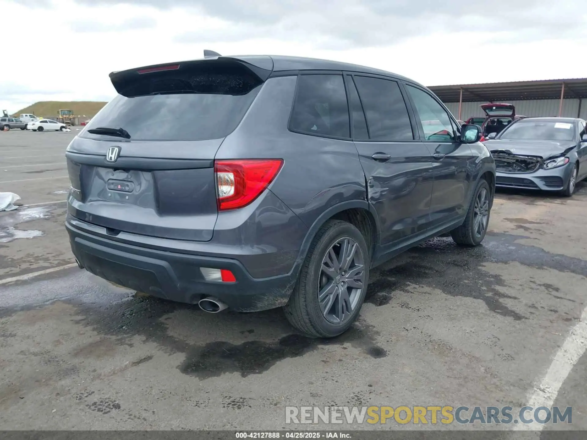 4 fotografías del automóvil dañado 5FNYF7H57LB000657 HONDA PASSPORT 2020