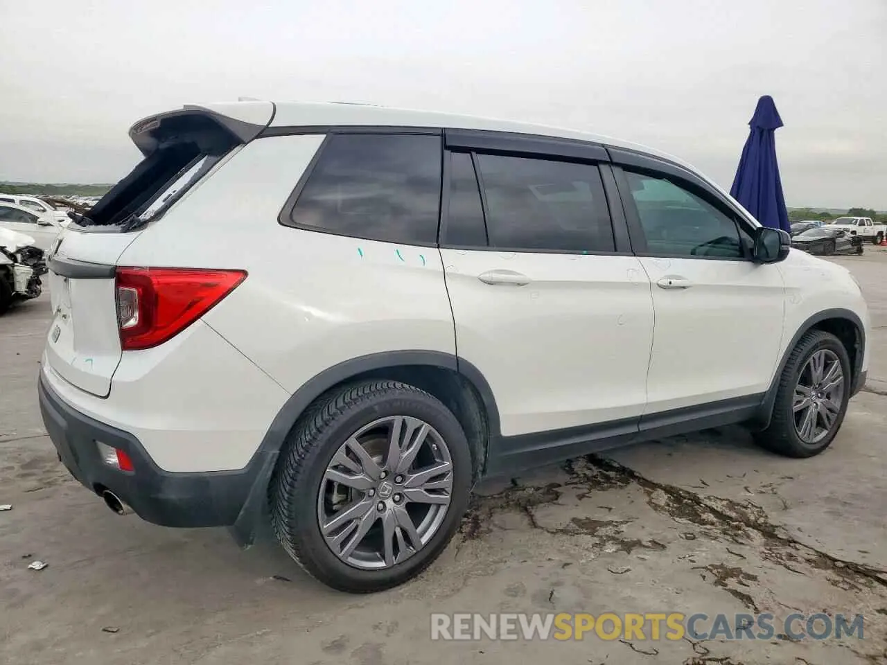 3 fotografías del automóvil dañado 5FNYF7H57LB002957 HONDA PASSPORT 2020