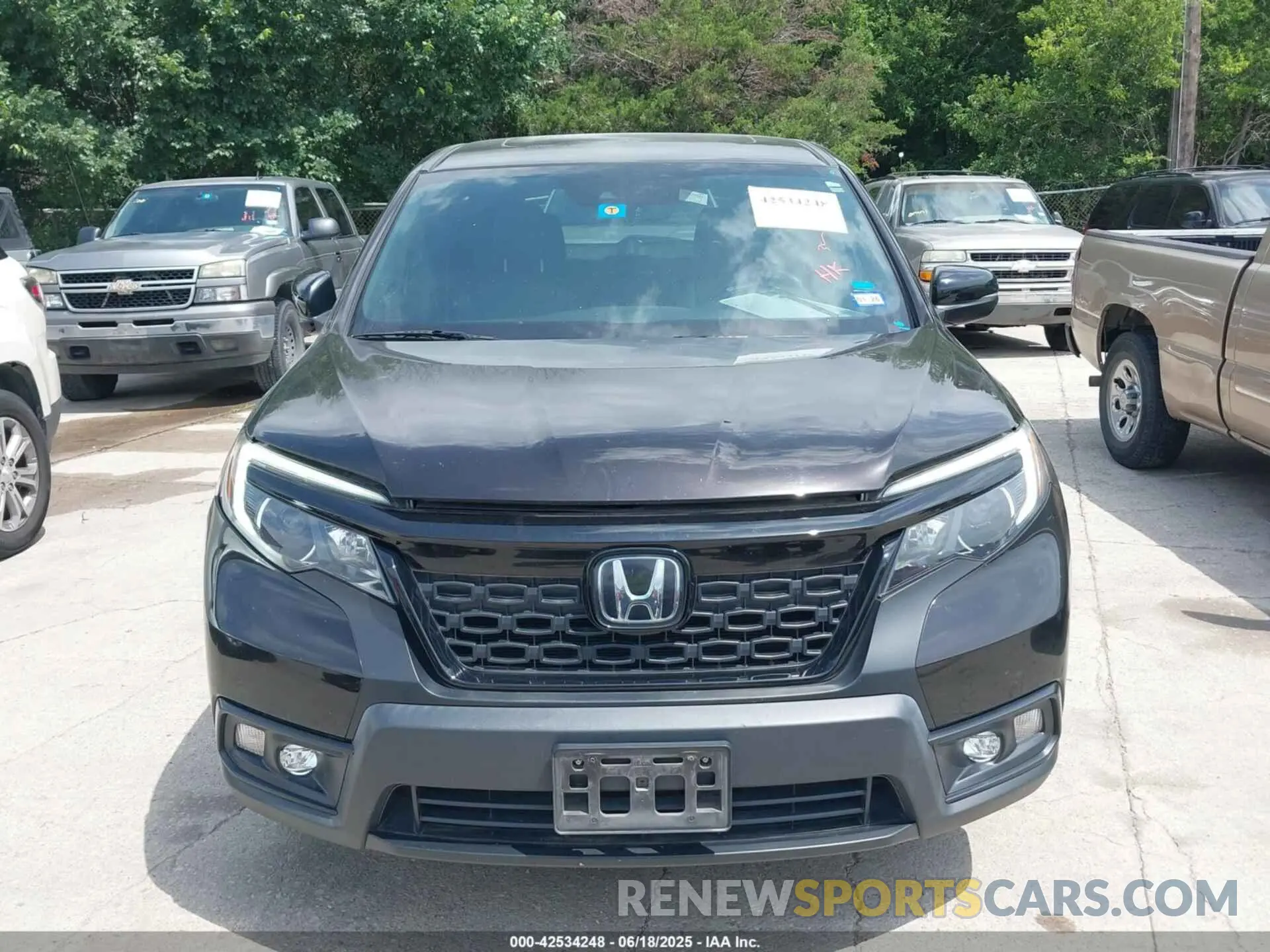 12 fotografías del automóvil dañado 5FNYF7H57LB005700 HONDA PASSPORT 2020