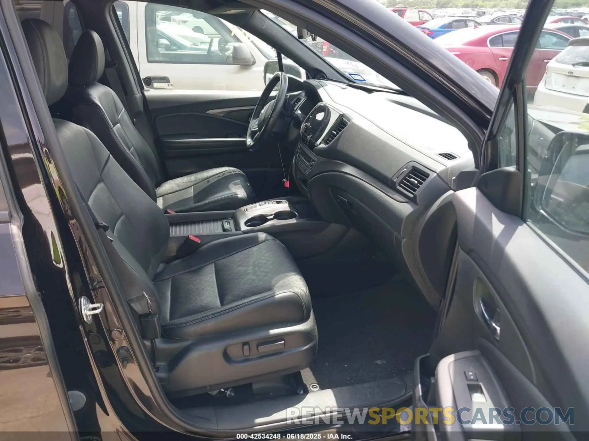 5 fotografías del automóvil dañado 5FNYF7H57LB005700 HONDA PASSPORT 2020