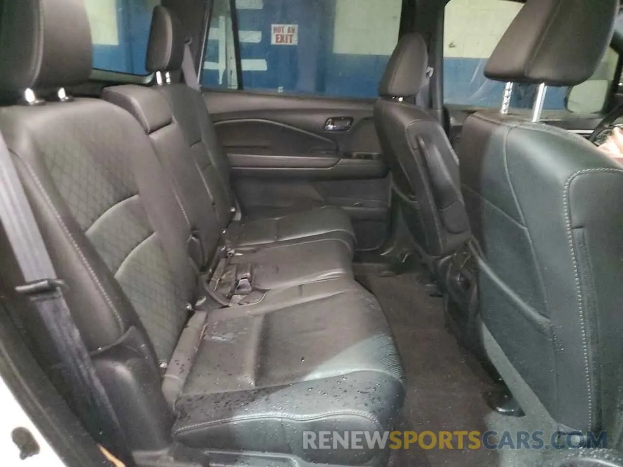 11 fotografías del automóvil dañado 5FNYF7H58LB003115 HONDA PASSPORT 2020