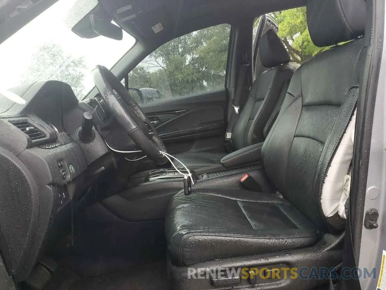 7 fotografías del automóvil dañado 5FNYF8H03LB001444 HONDA PASSPORT 2020
