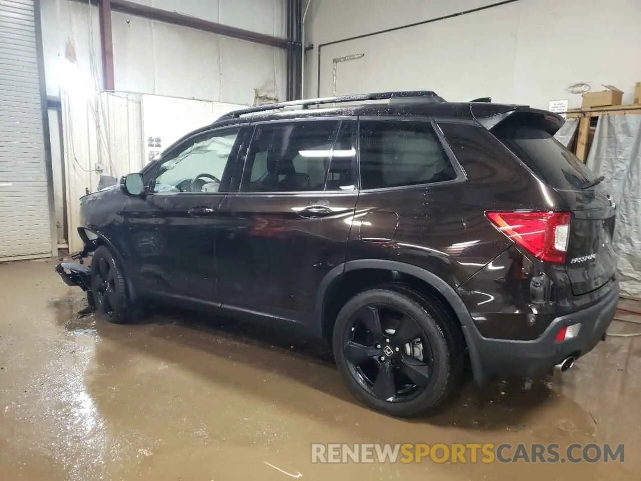 2 fotografías del automóvil dañado 5FNYF8H04LB004868 HONDA PASSPORT 2020