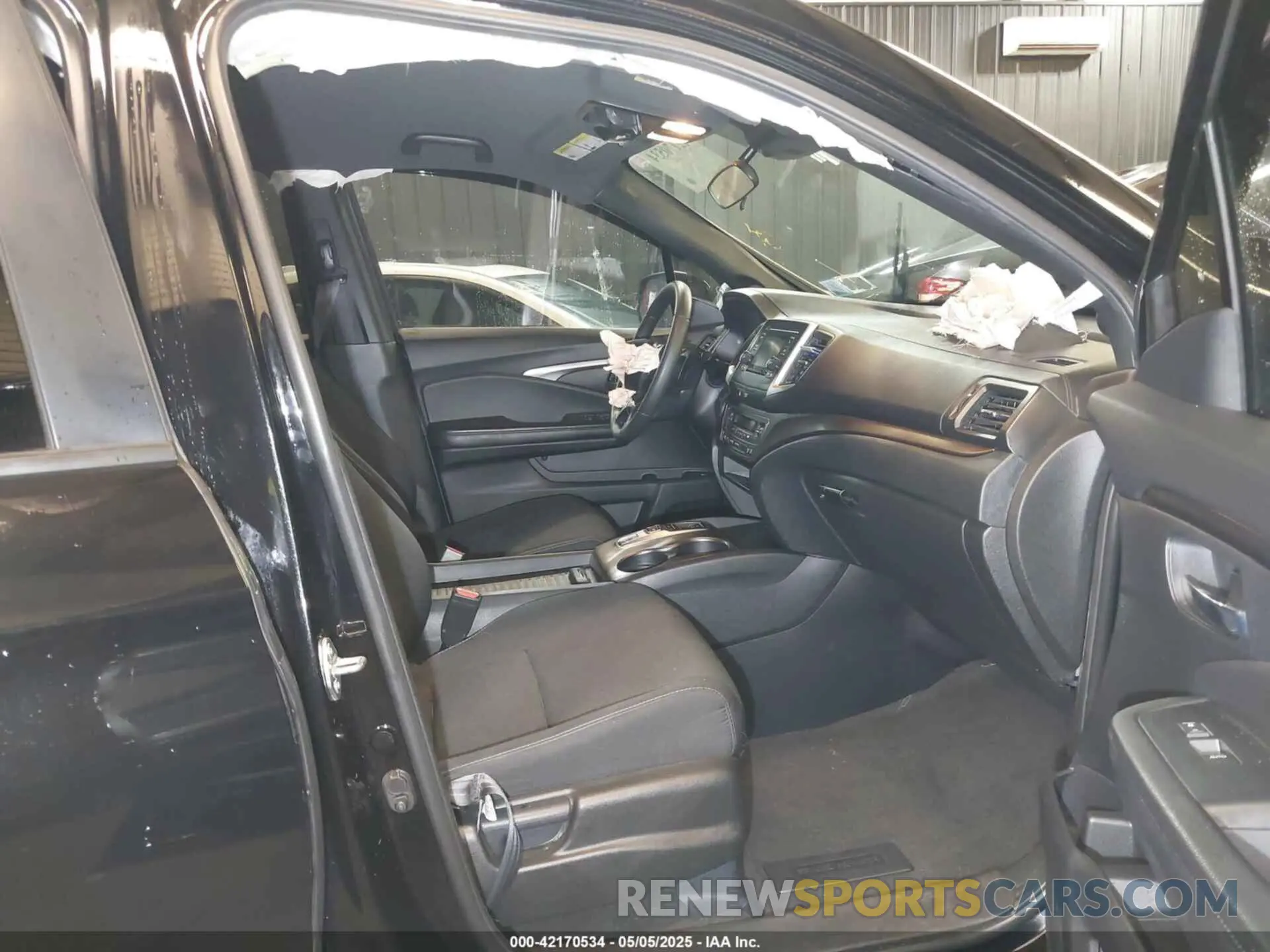 5 fotografías del automóvil dañado 5FNYF8H22LB015661 HONDA PASSPORT 2020