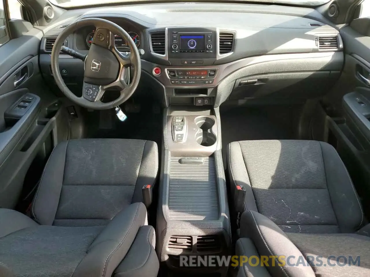 8 fotografías del automóvil dañado 5FNYF8H24LB016150 HONDA PASSPORT 2020