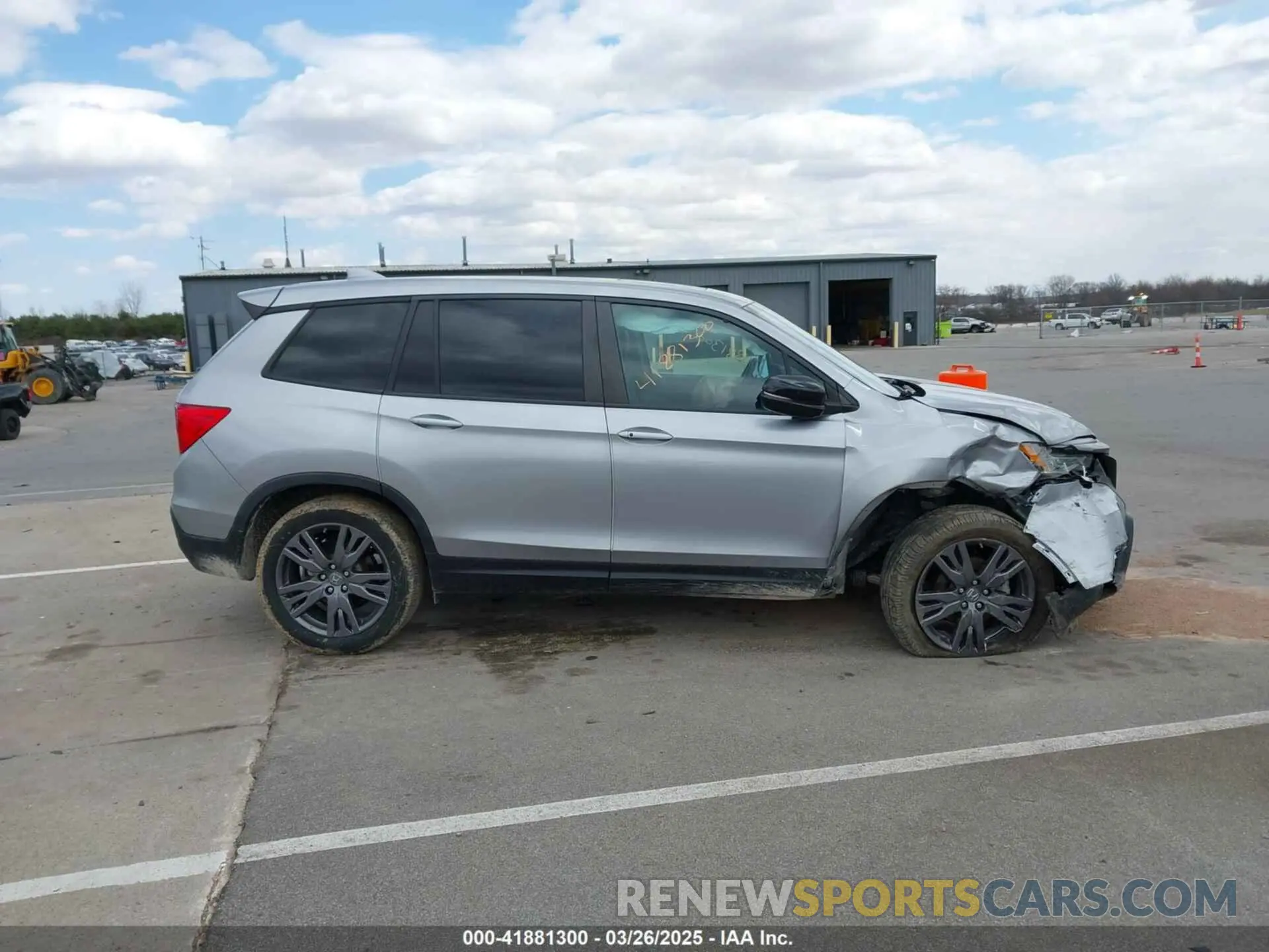 13 fotografías del automóvil dañado 5FNYF8H55LB005023 HONDA PASSPORT 2020