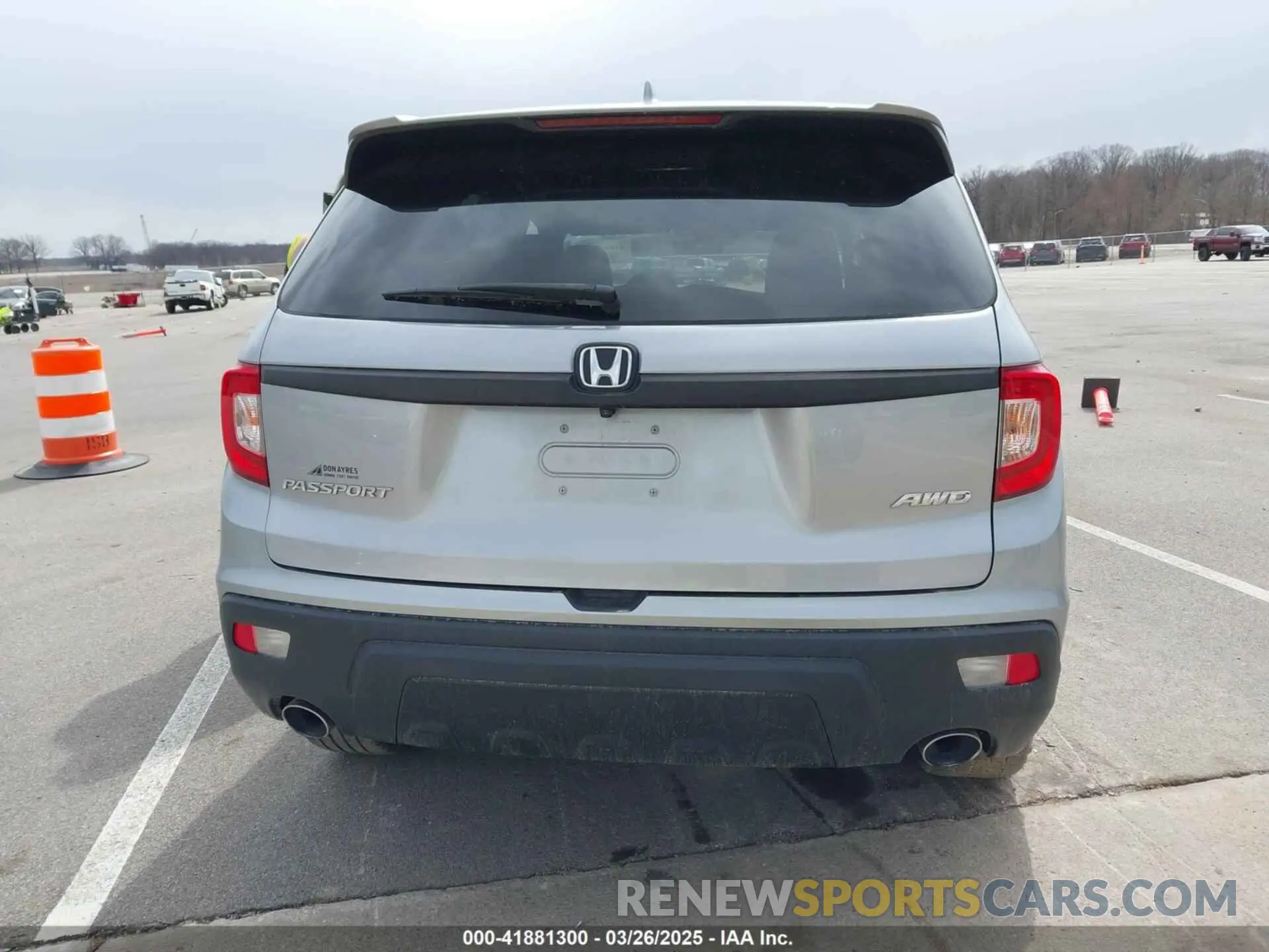 16 fotografías del automóvil dañado 5FNYF8H55LB005023 HONDA PASSPORT 2020