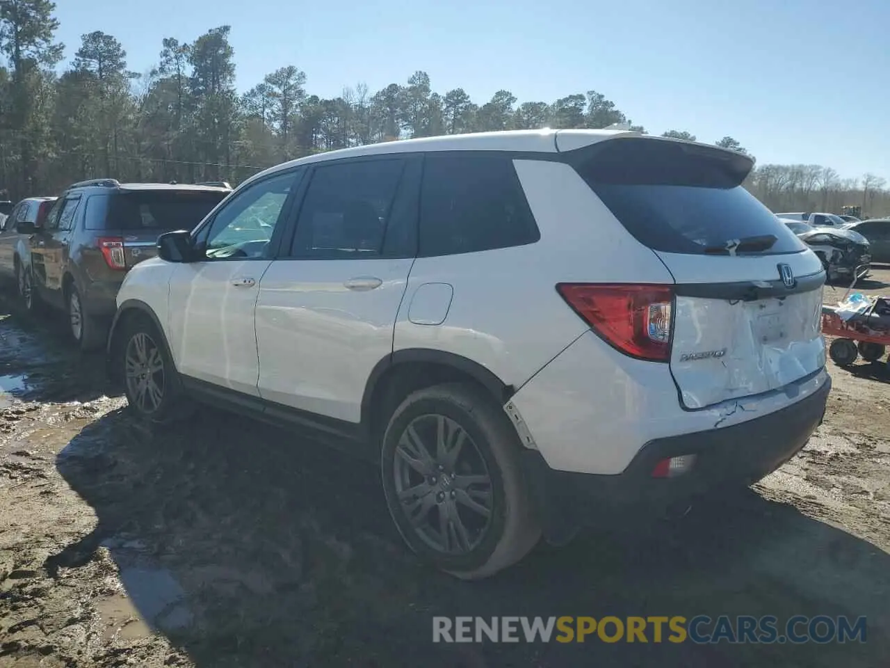 2 fotografías del automóvil dañado 5FNYF7H53MB010829 HONDA PASSPORT 2021