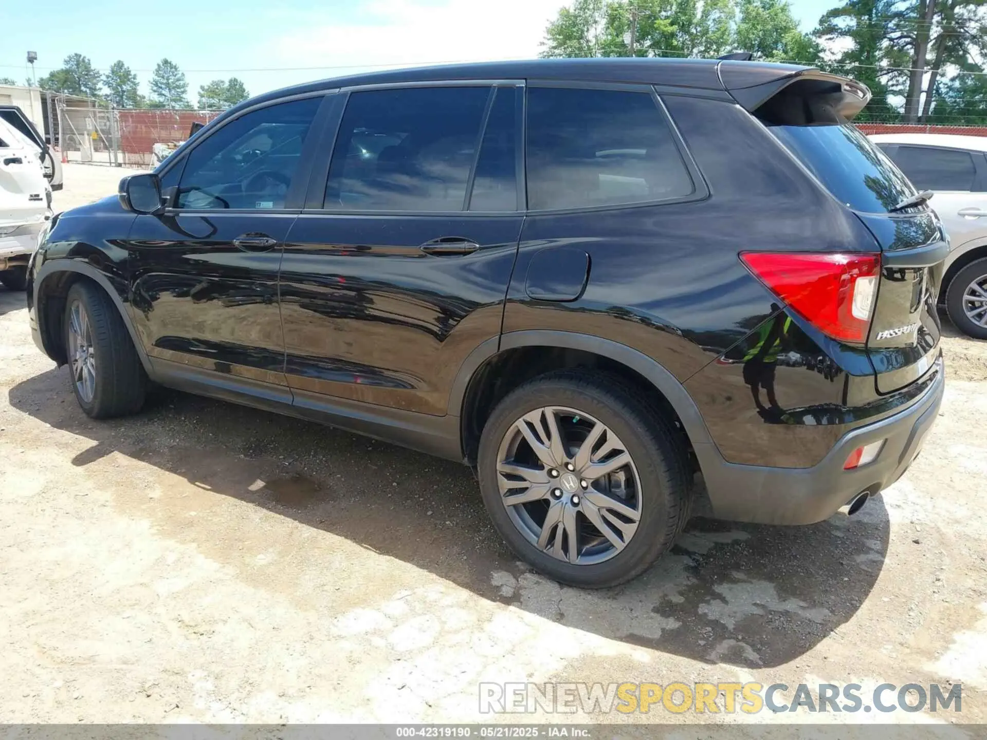 3 fotografías del automóvil dañado 5FNYF7H5XMB006986 HONDA PASSPORT 2021