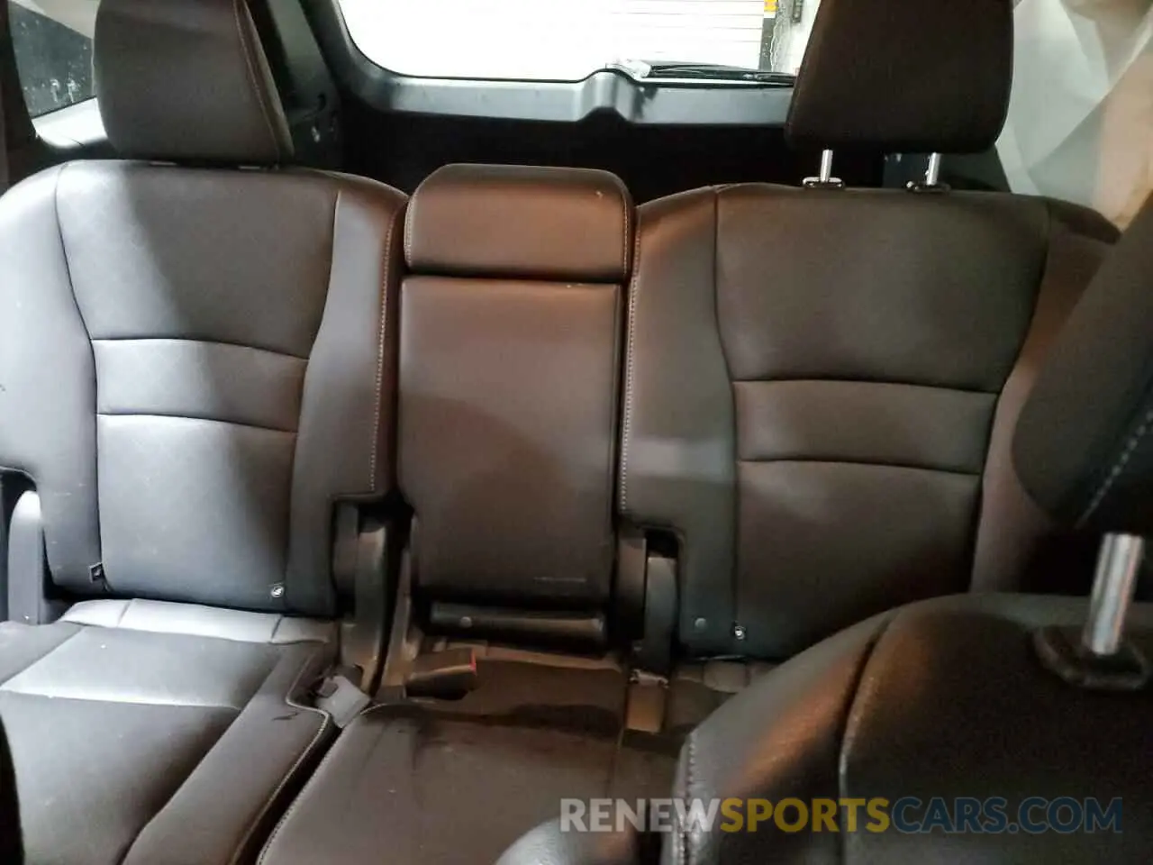 10 fotografías del automóvil dañado 5FNYF8H04MB007206 HONDA PASSPORT 2021