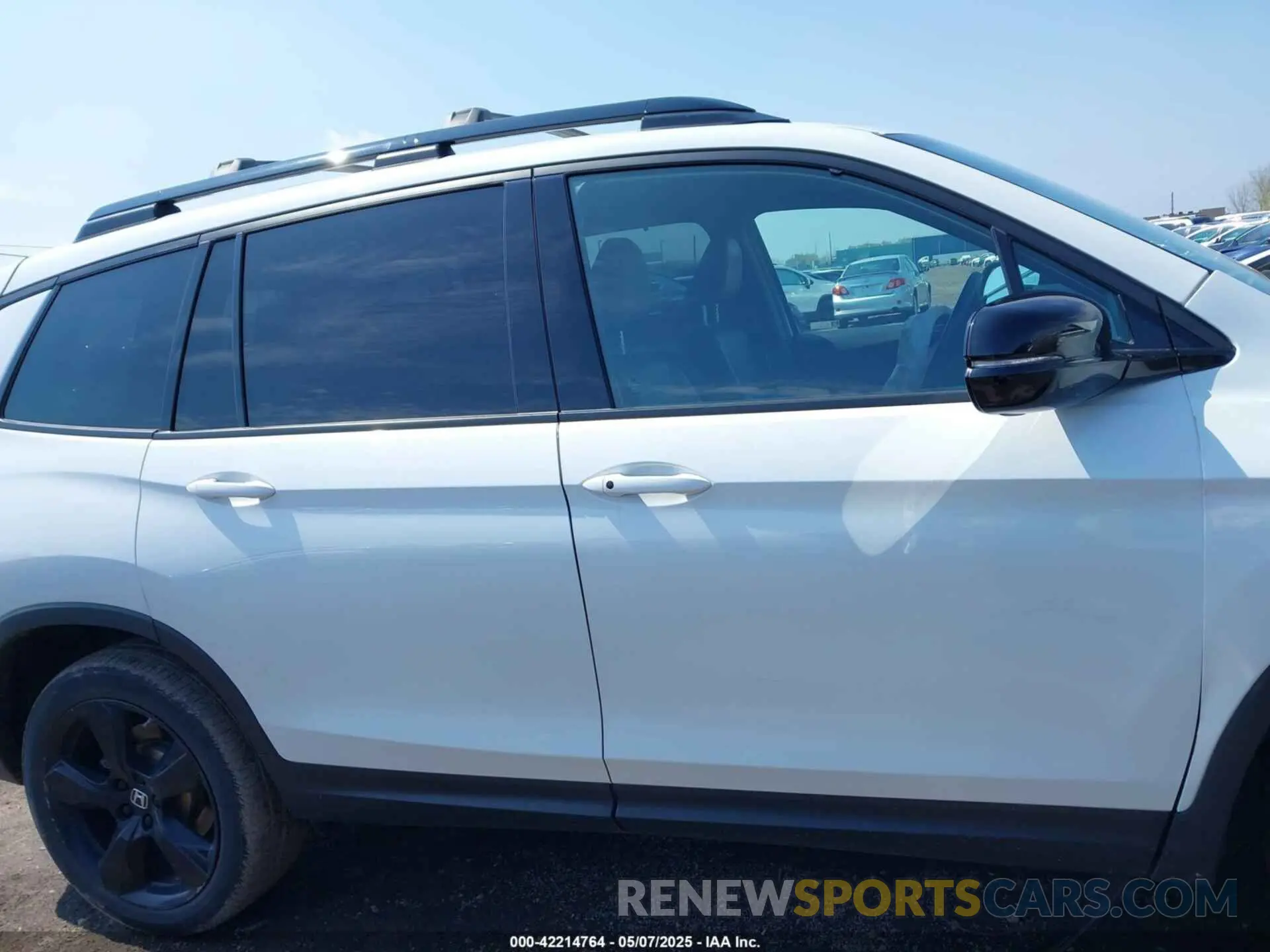 13 fotografías del automóvil dañado 5FNYF8H08MB028138 HONDA PASSPORT 2021