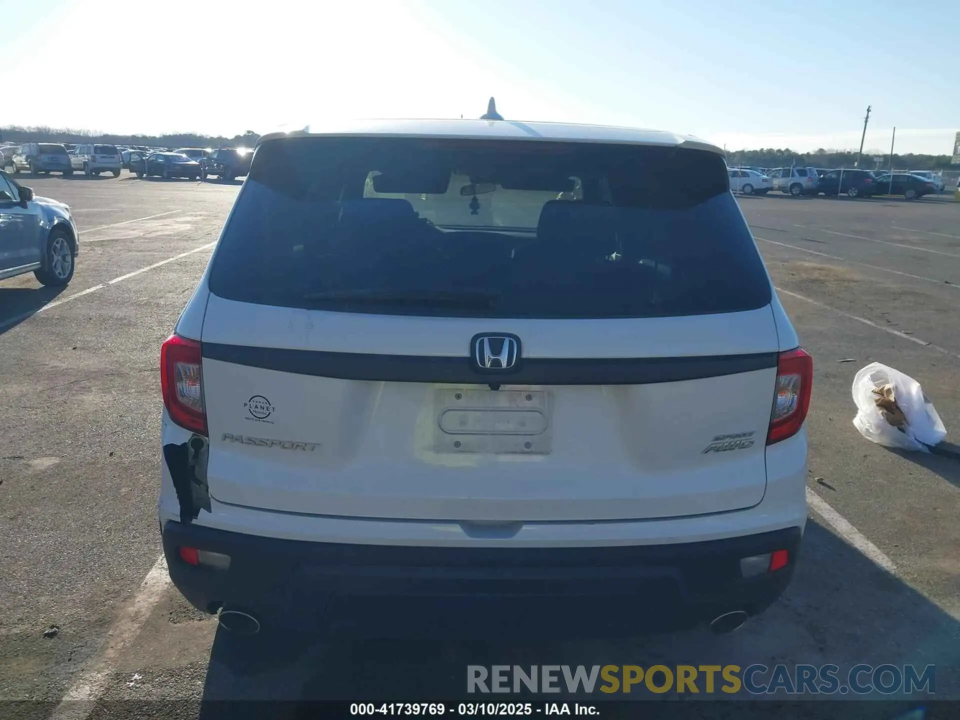 16 fotografías del automóvil dañado 5FNYF8H21MB031674 HONDA PASSPORT 2021