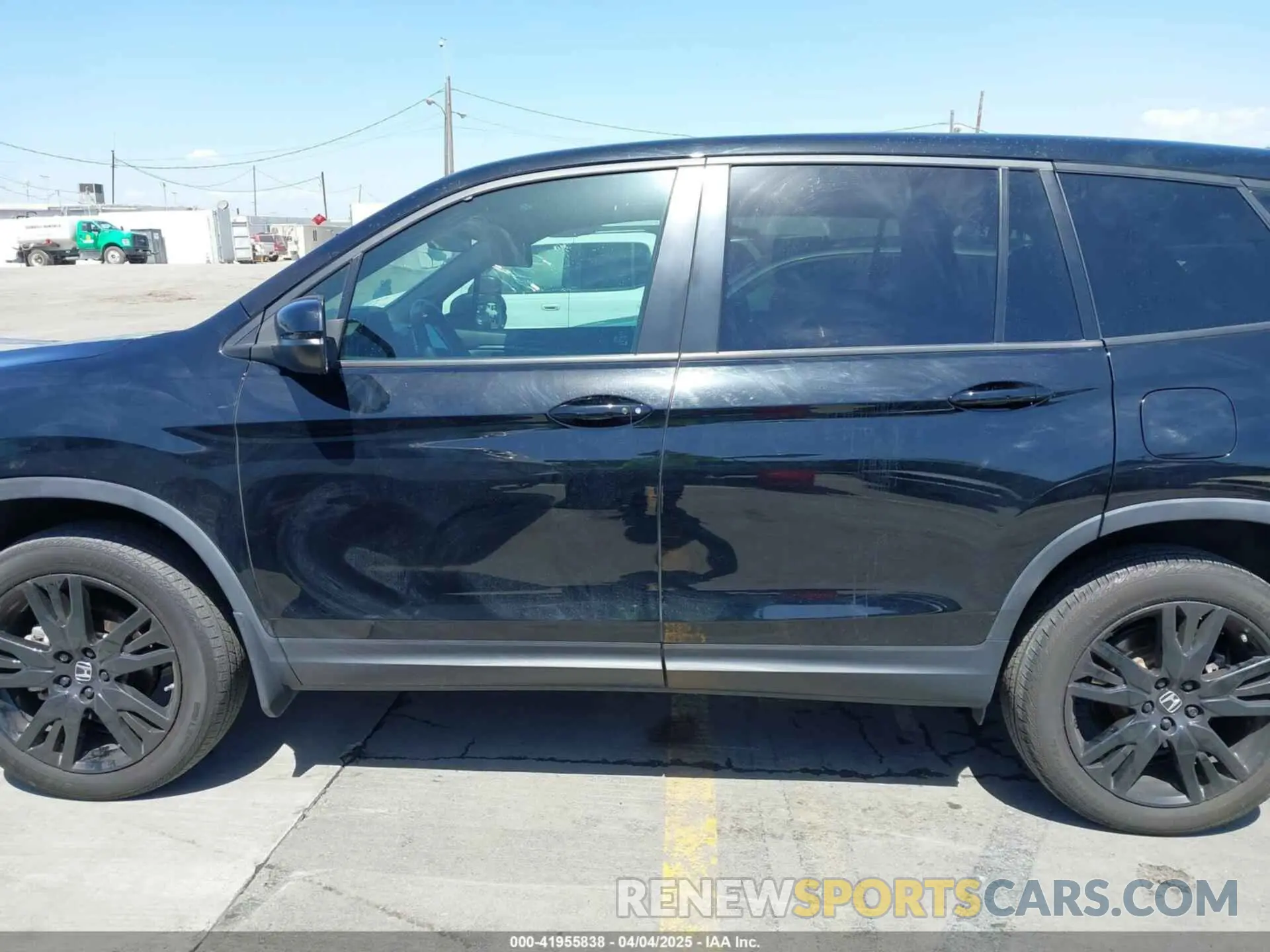 14 fotografías del automóvil dañado 5FNYF8H21MB038592 HONDA PASSPORT 2021